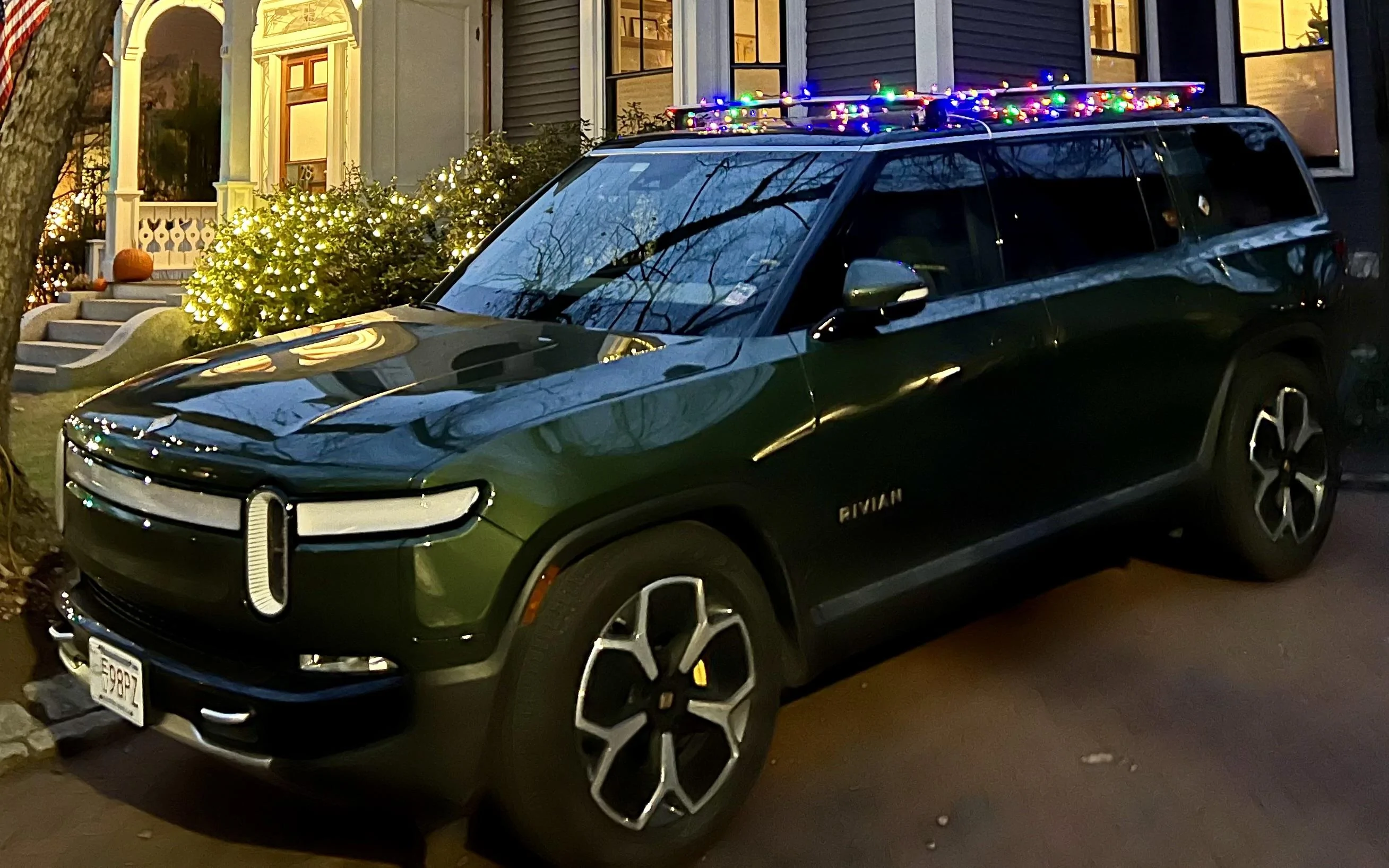 Rivian R1T R1S Spread Holiday Cheer with LED lights! IMG_5906