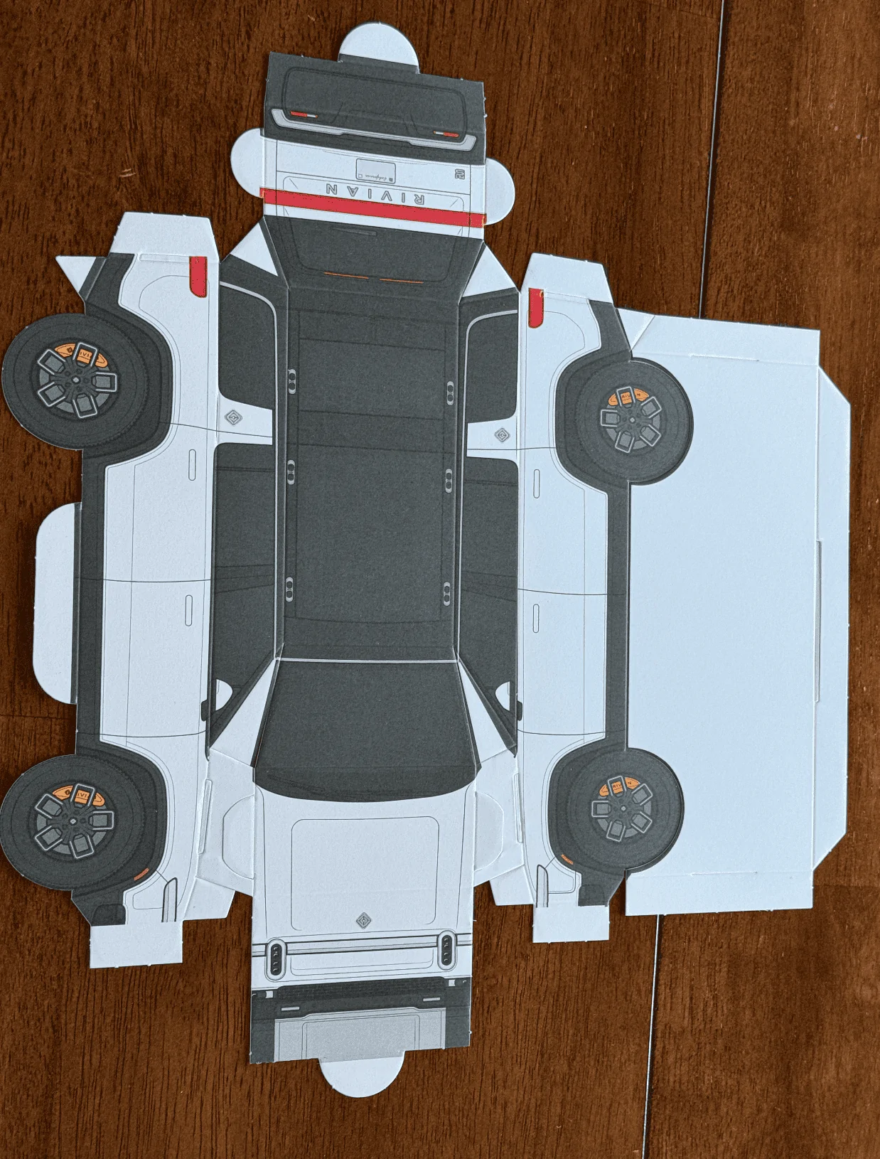 Rivian R1T R1S Rivian Laguna Beach Space Opens! - First Real Life Photos Screenshot 2023-12-09 at 11.05.42