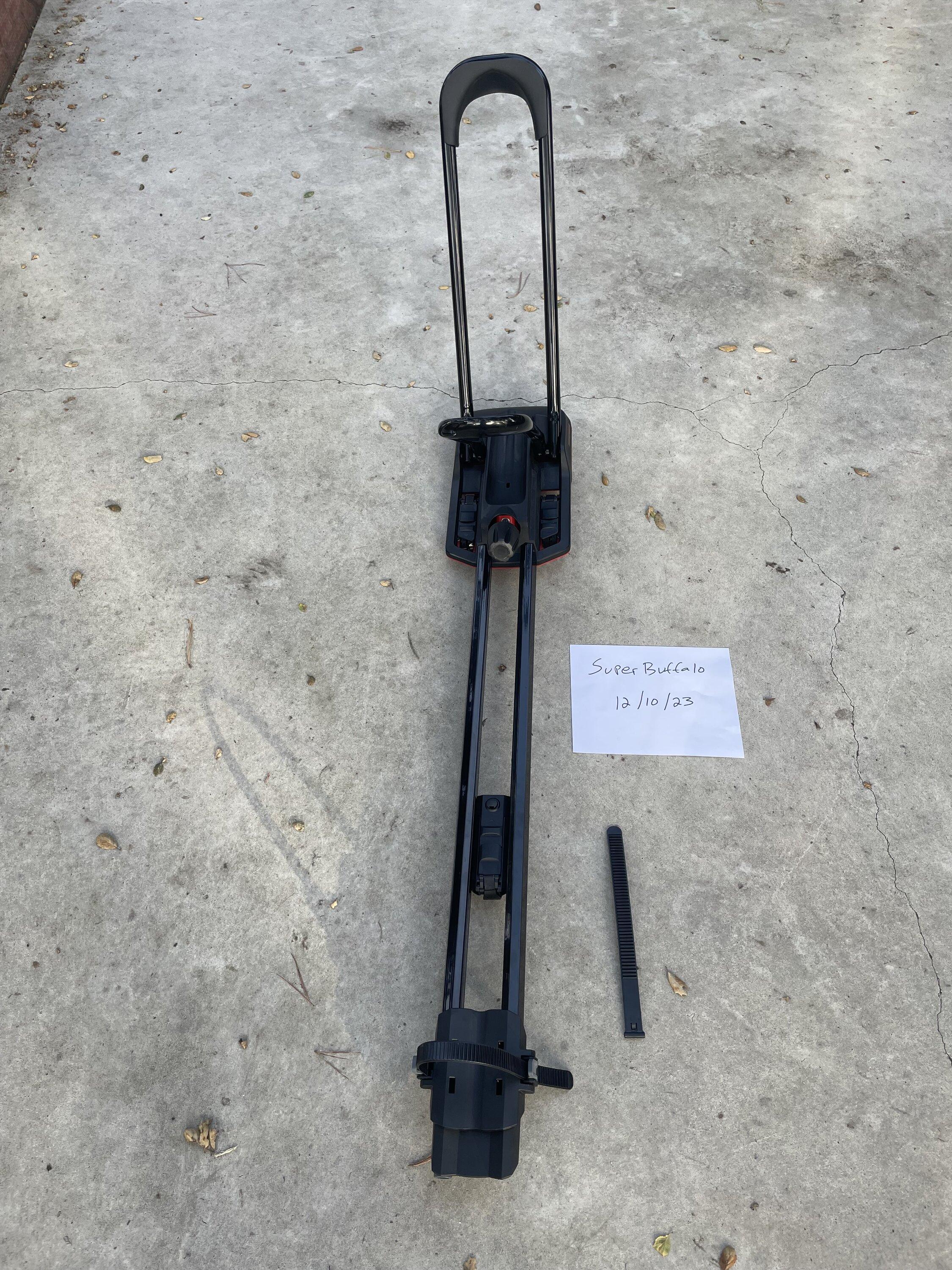 Rivian R1T R1S Yakima High Road Bike Mount IMG_3443