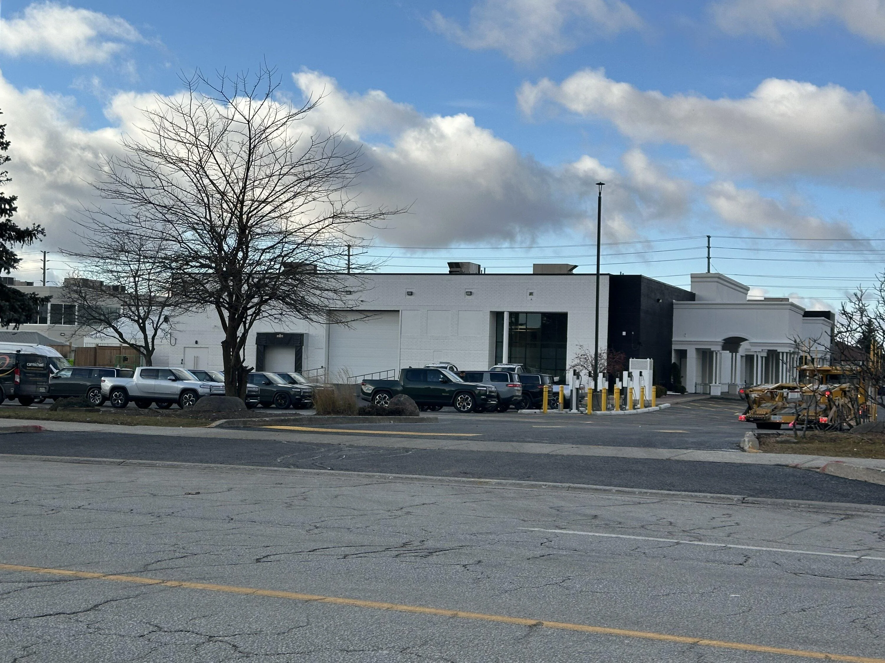 Rivian R1T R1S Ontario Service Centre Location IMG_6992