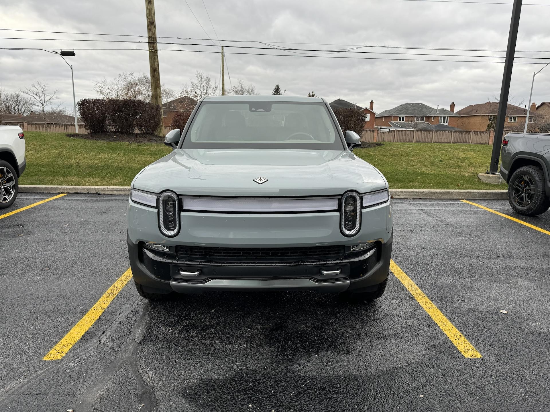 Rivian R1T R1S Ontario Service Centre Location IMG_0347