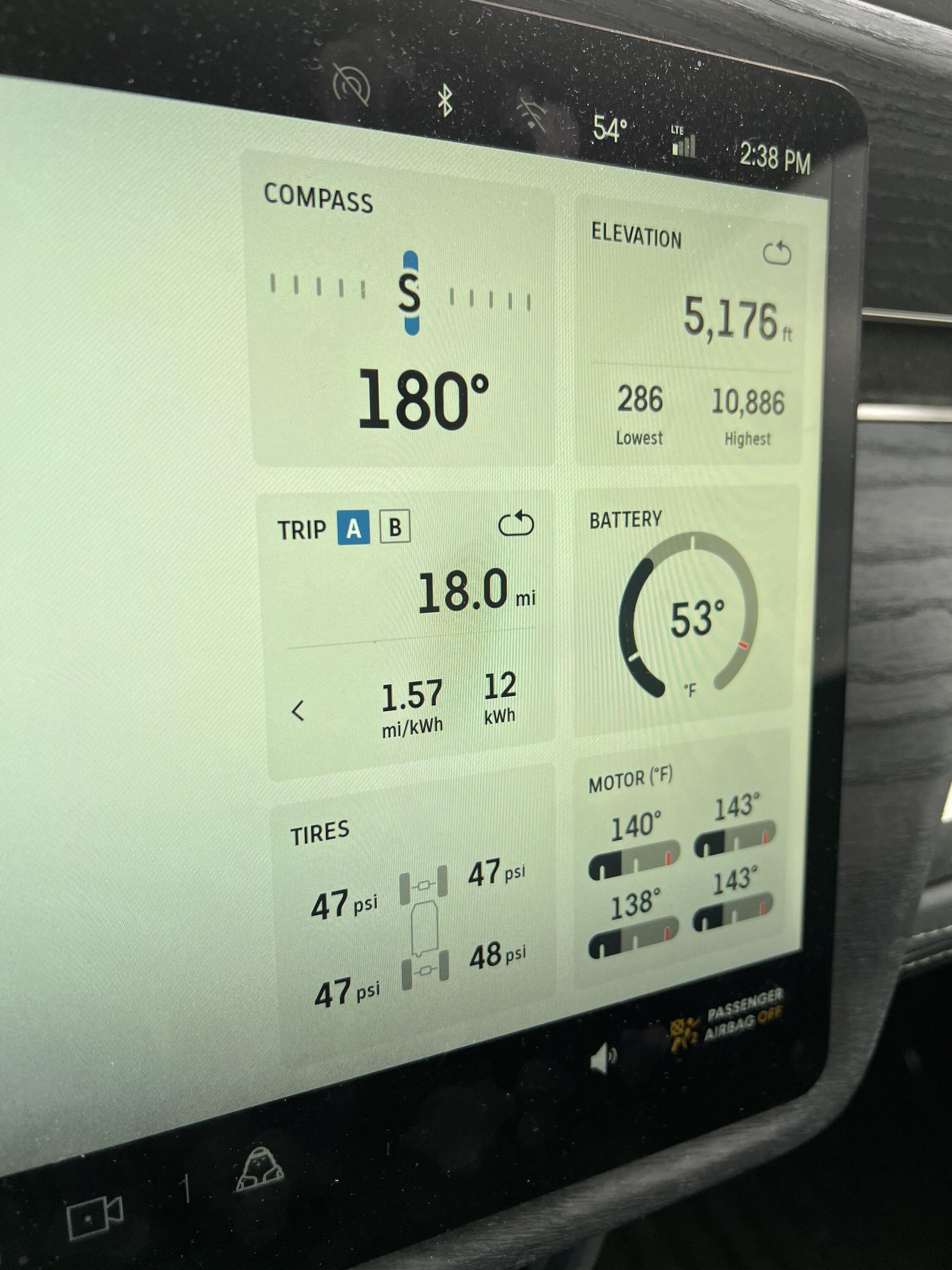 Rivian R1T R1S Towing + Efficiency: Please post your experience! IMG_8188