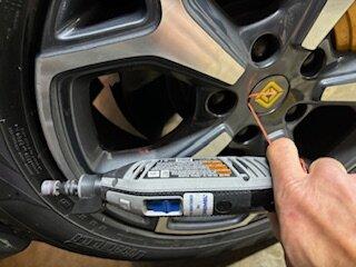 Rivian R1T R1S 21" curb rash repair IMG_7939