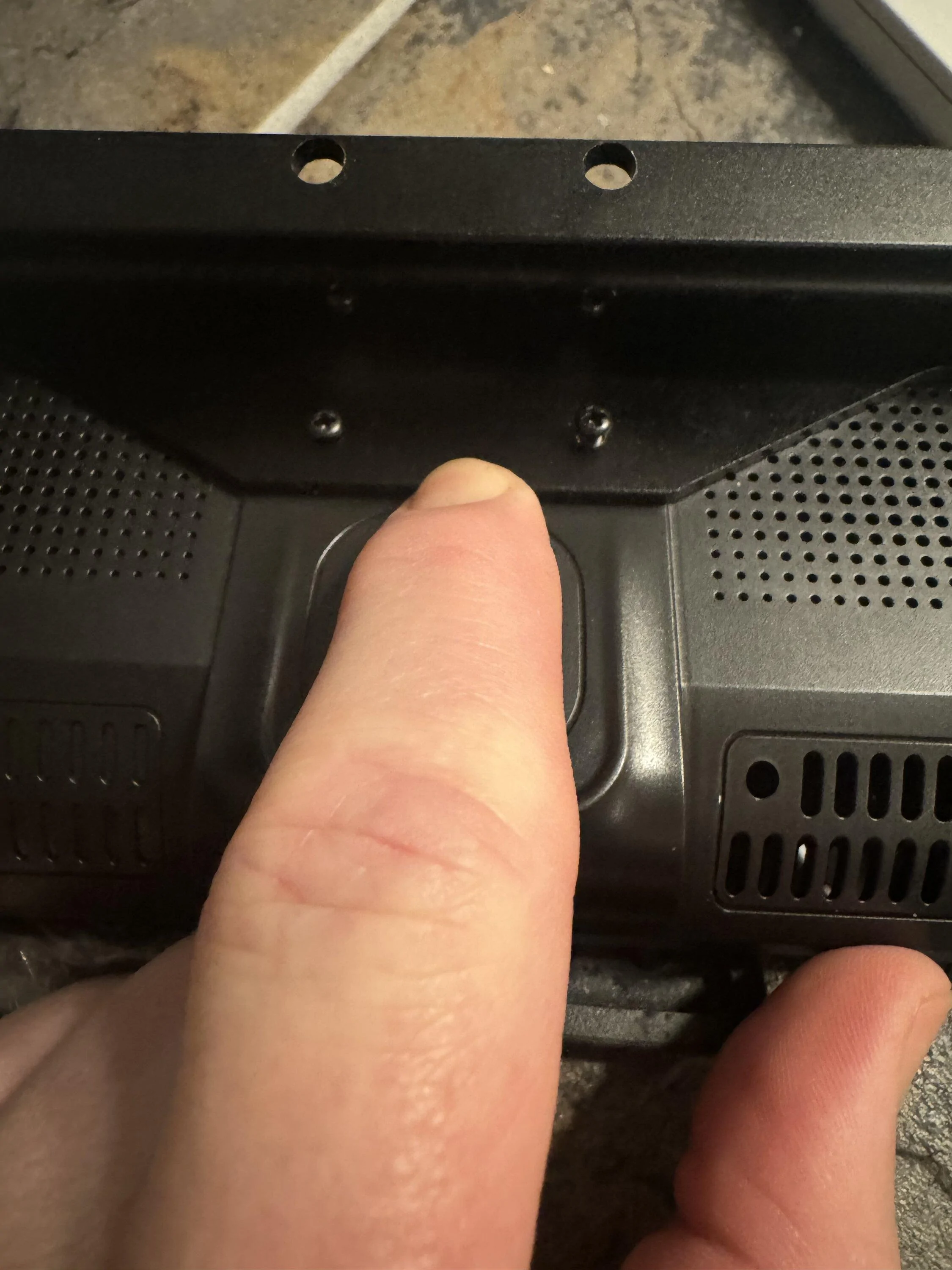 Rivian R1T R1S Master Thread: JEBINC’s installation tips and review of 1EV / EV Sportline CarPlay / Android Auto display kit IMG_0036