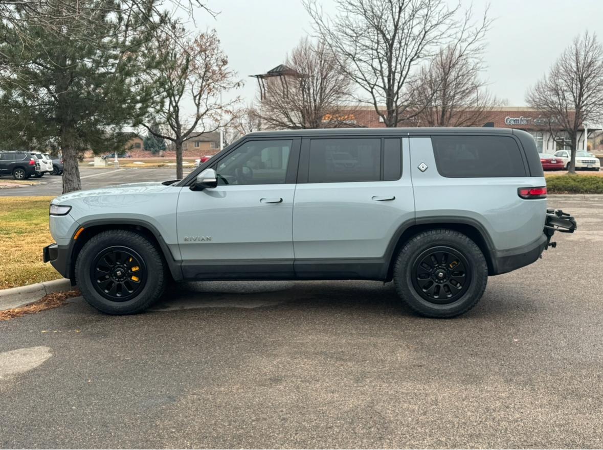 Rivian R1T R1S Colorado Checking In IMG_0715