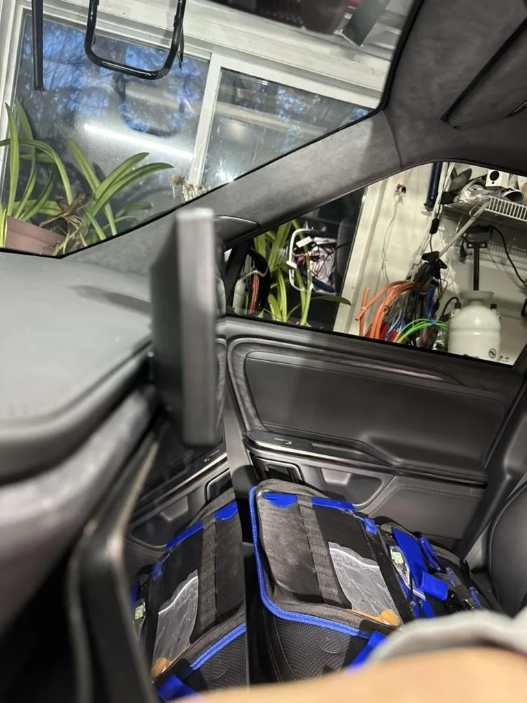 Rivian R1T R1S CarPlay & Android Auto Smart Dash Screen has arrived!  New from EVSportline.com 1702593728972