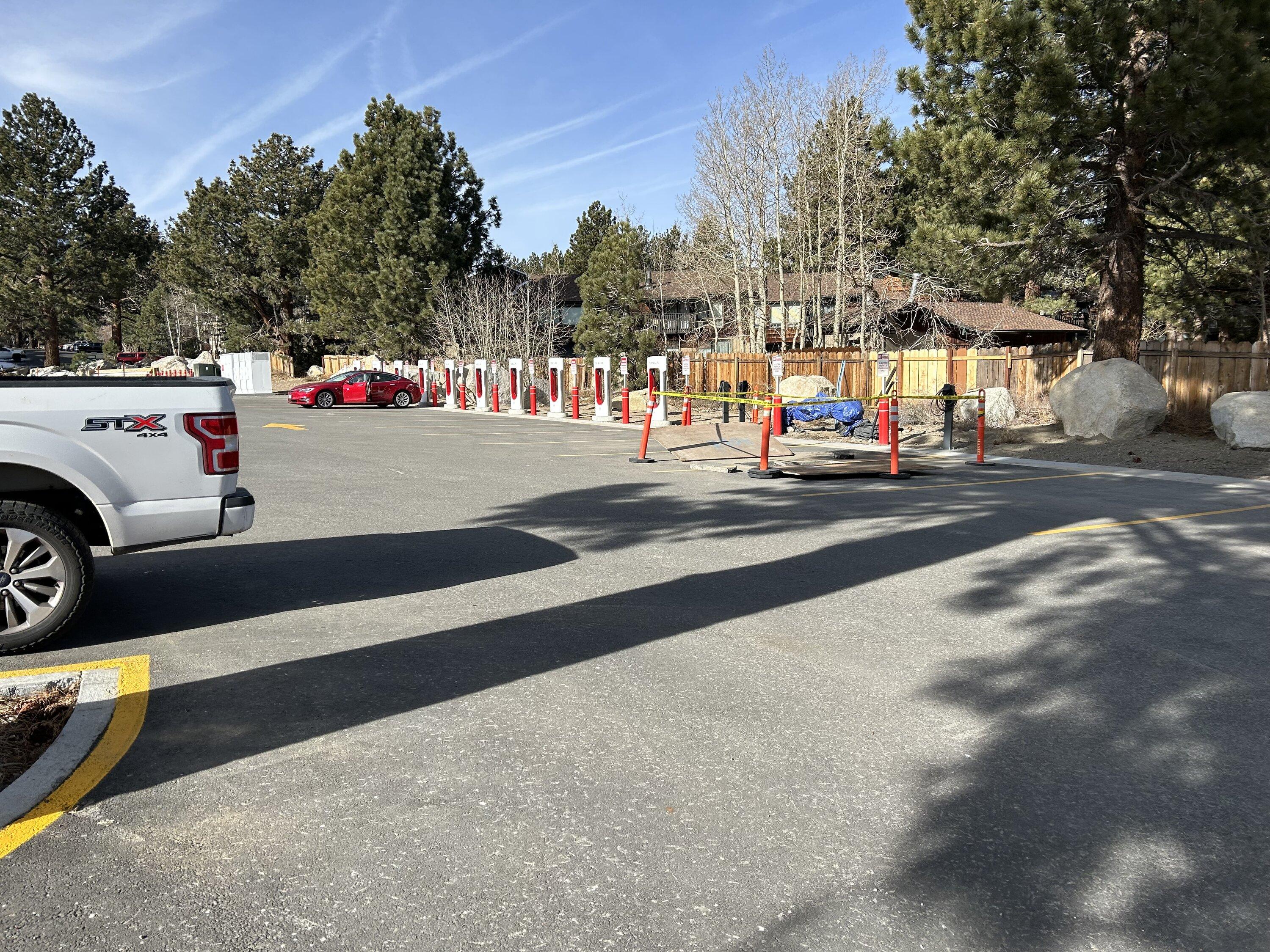 Rivian R1T R1S Charging in Mammoth Lakes, CA IMG_1141