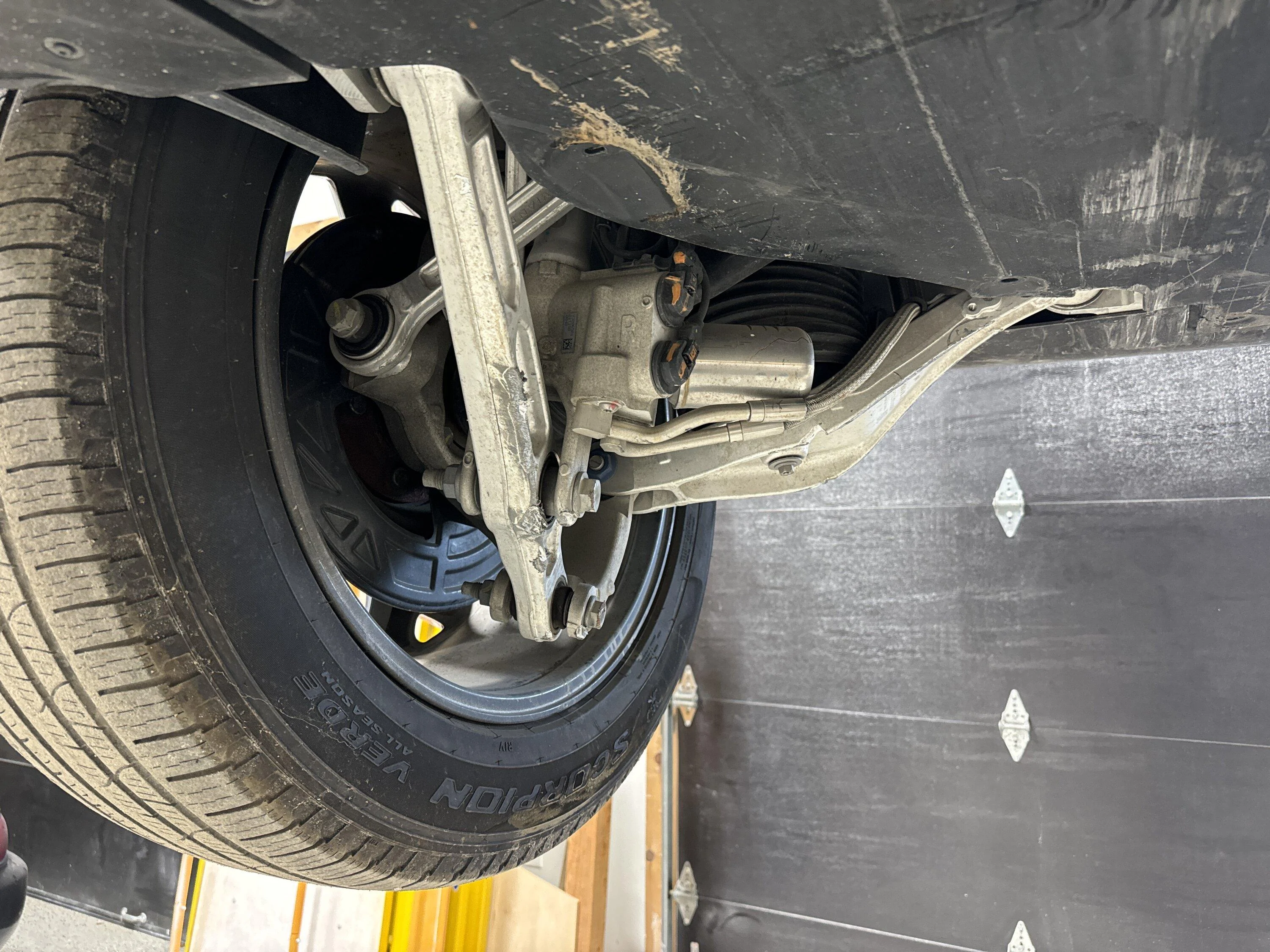 Rivian R1T R1S Rear suspension damage imag