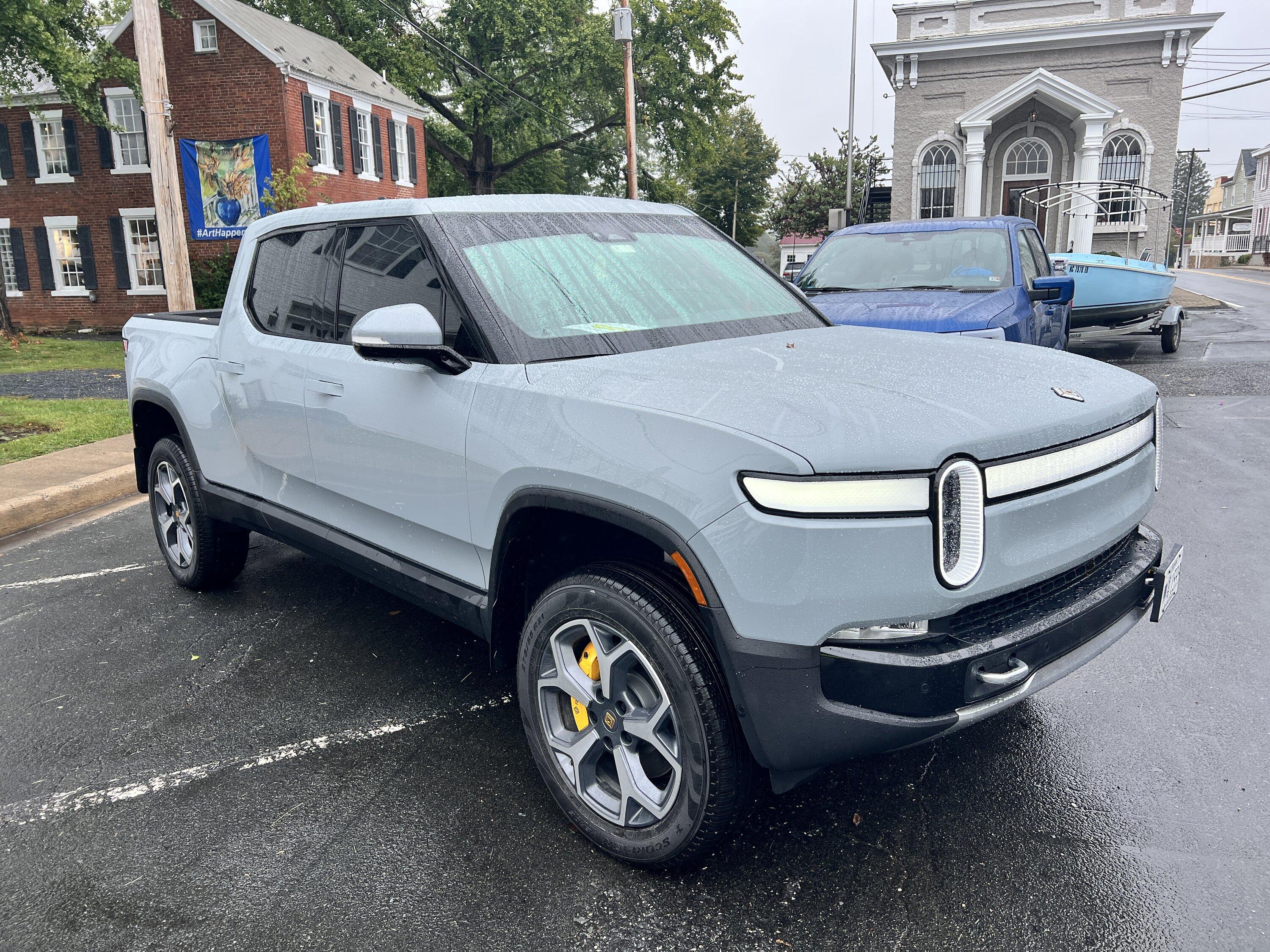 Rivian R1T R1S Rivian paint quality? 1000002857