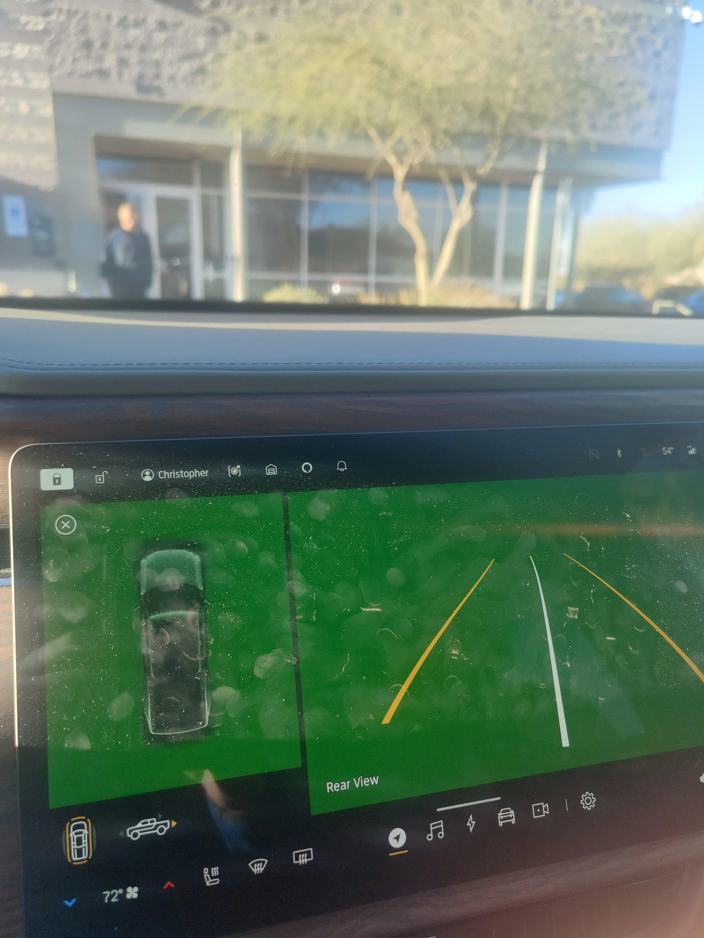Rivian R1T R1S Backup camera glitching every morning IMG_20231213_090556