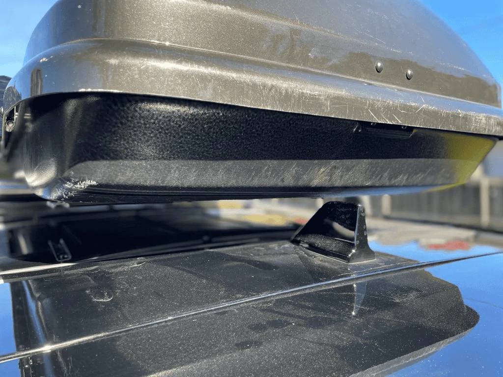 Rivian R1T R1S Thule Motion XT XL cargo box fits well on R1S roof crossbars 1702927167818