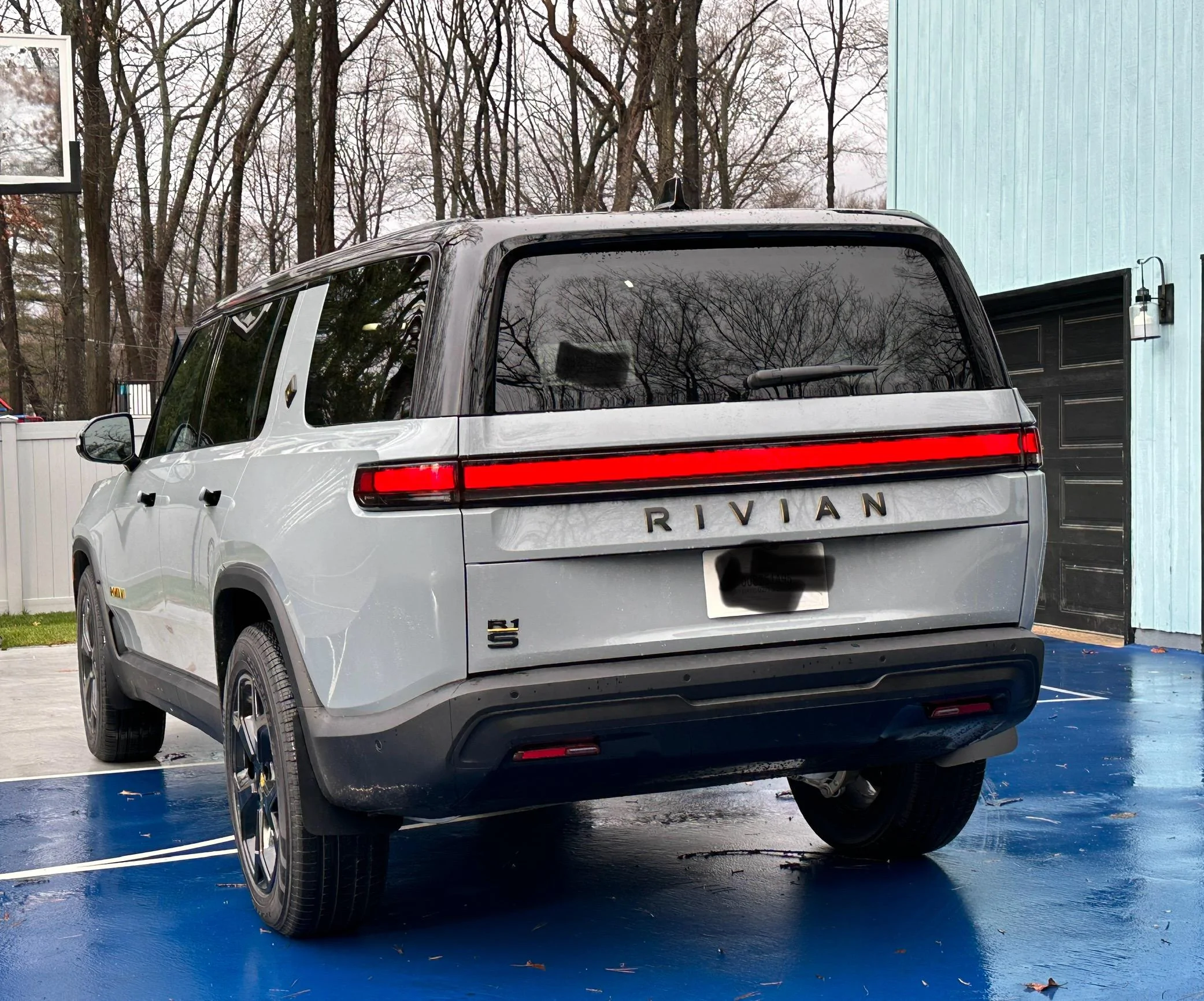 Rivian R1T R1S TWRAPS Mud Guards Installed on R1S Pics IMG_8836