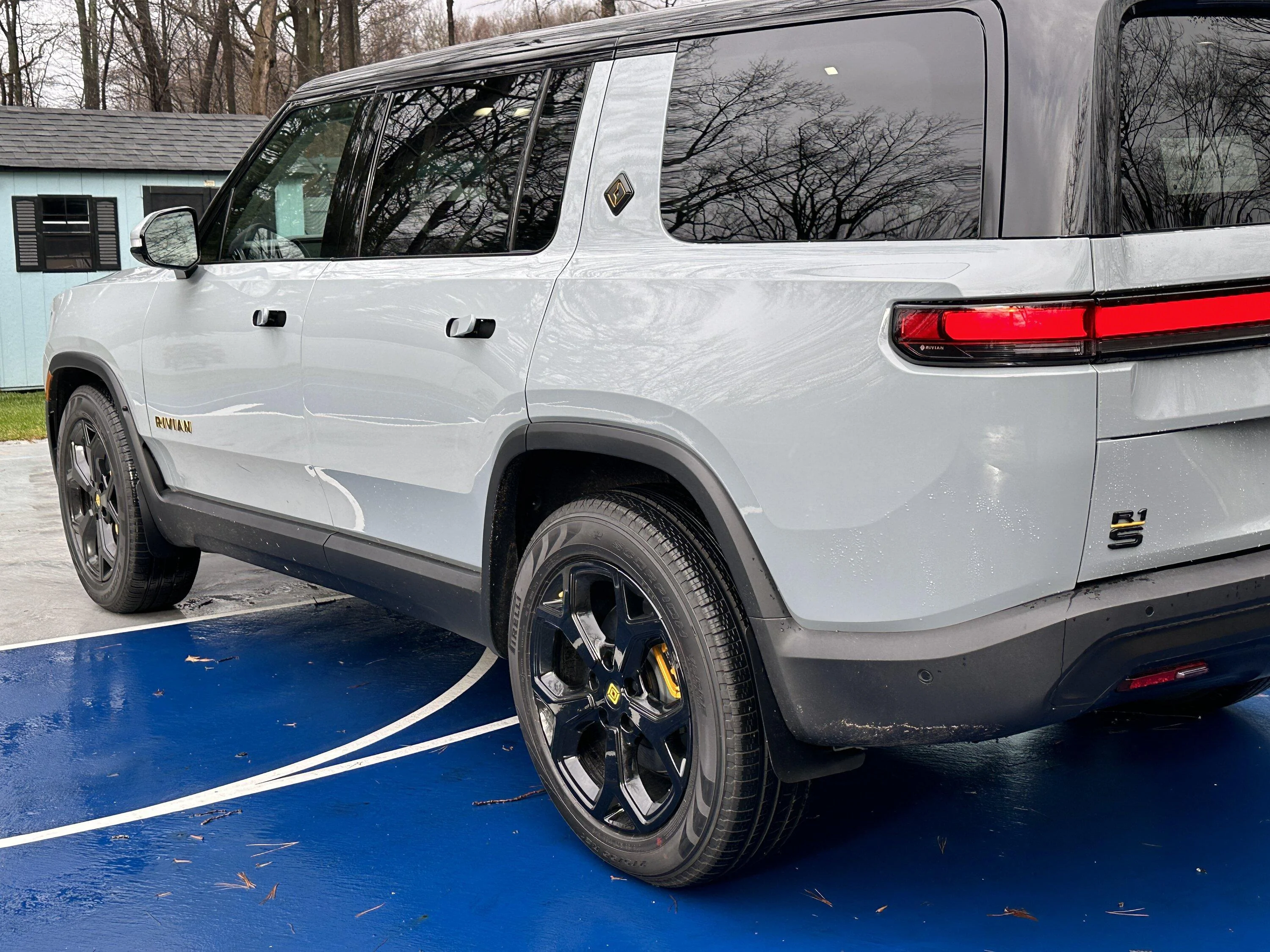 Rivian R1T R1S TWRAPS Mud Guards Installed on R1S Pics IMG_8837