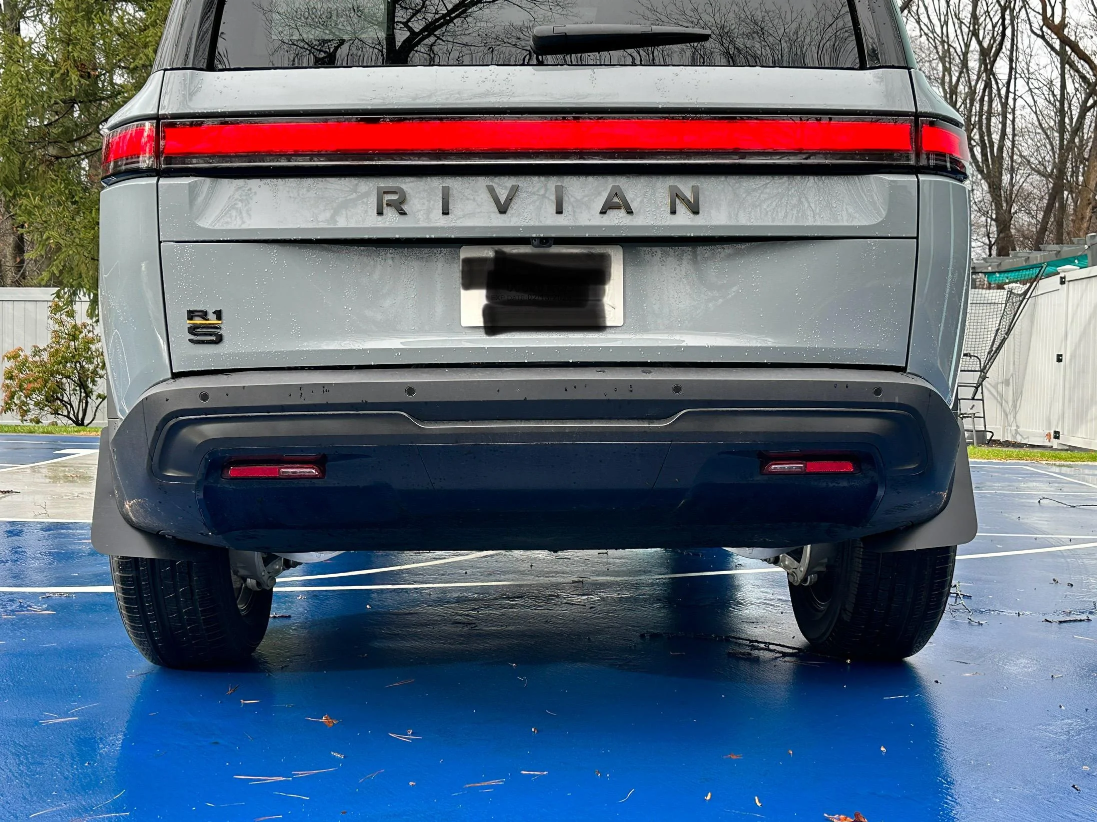 Rivian R1T R1S My Limestone OC R1S with: chrome-delete/powder-coated 21s, CarPlay screen/hi-def dashcam and misc. accessories IMG_8838