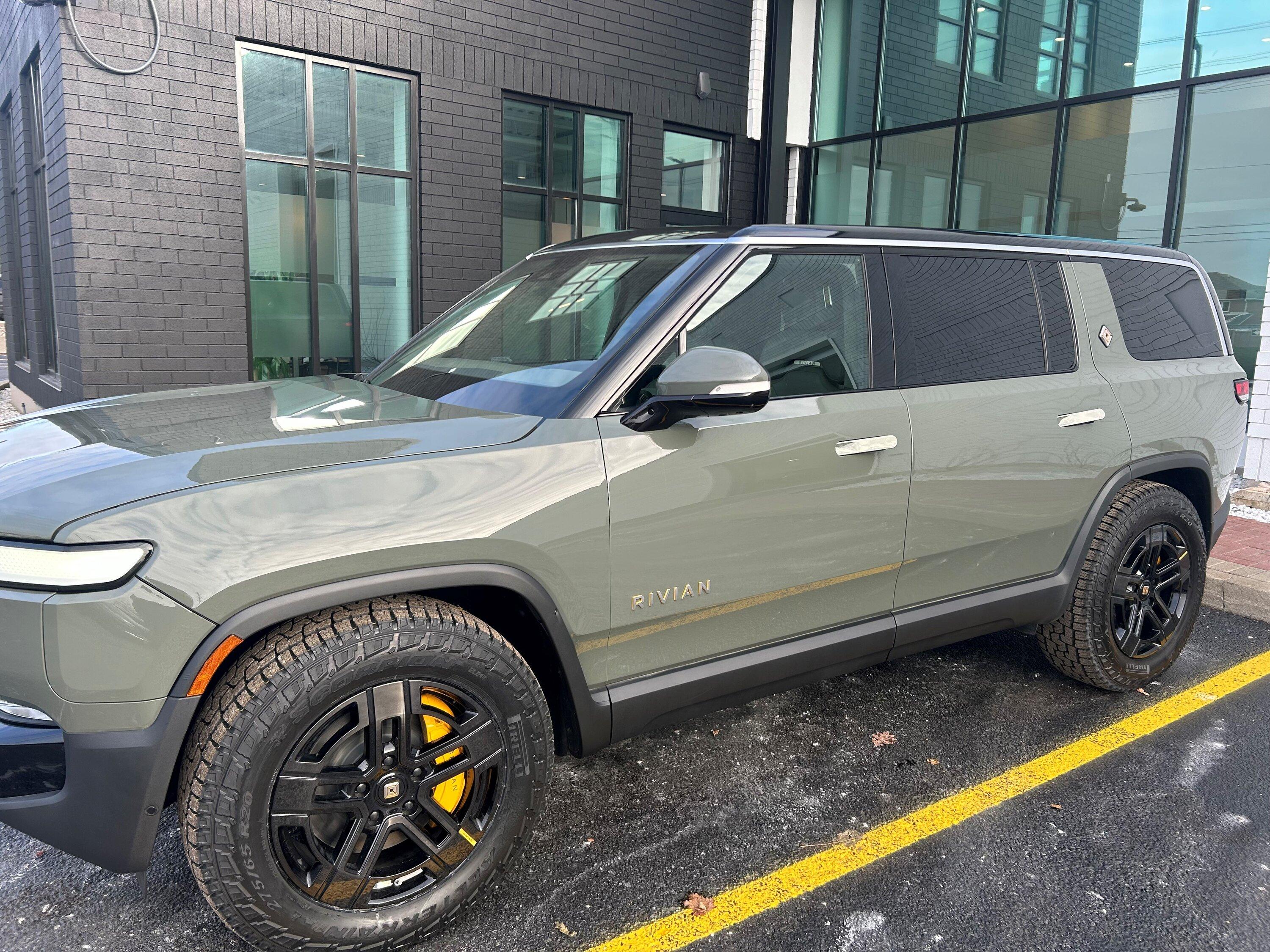 Rivian R1T R1S Ontario Service Centre Location RIVIAN 1