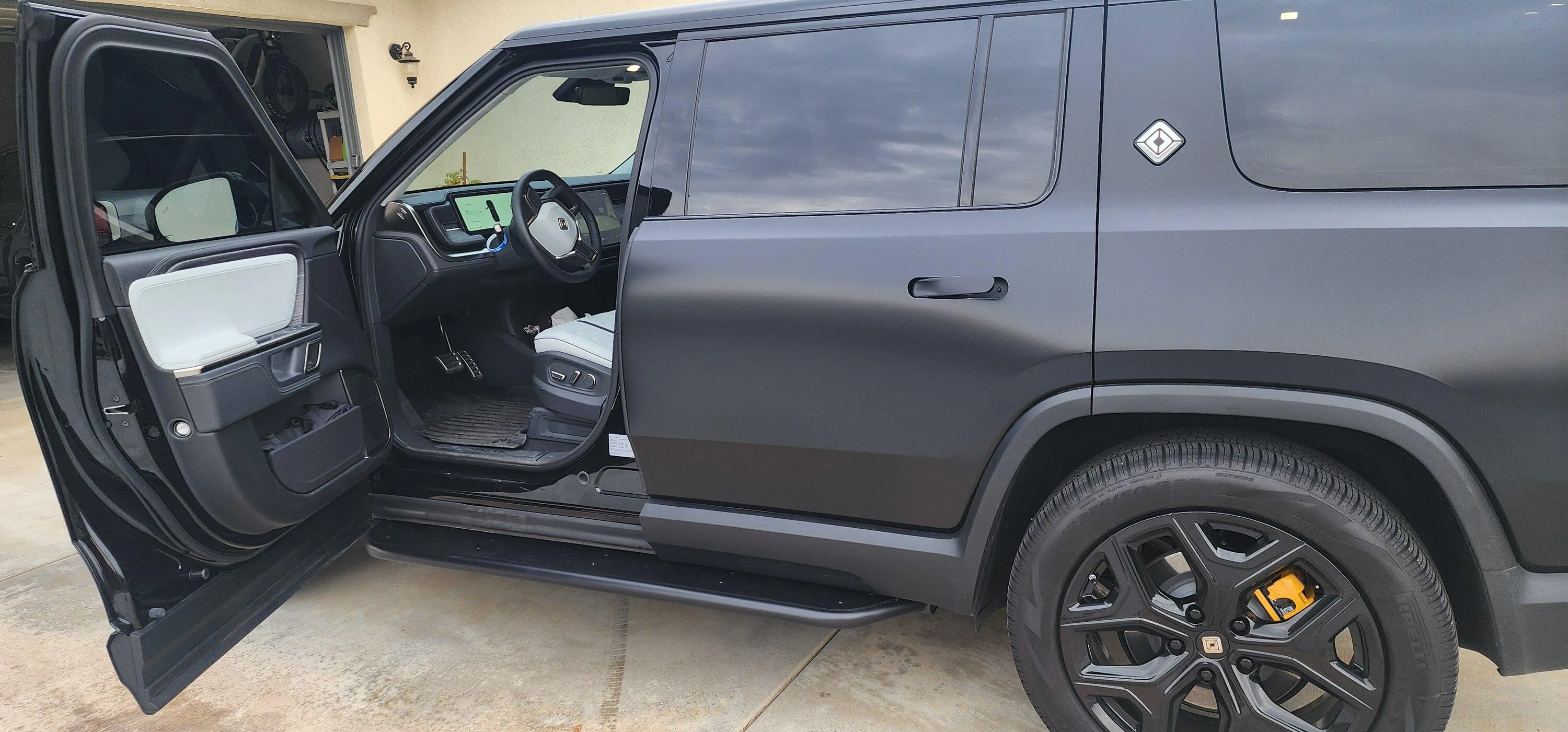 Rivian R1T R1S Matte wrap gang! Let's see photos of your matte Rivian R1T & R1S 20231219_151653