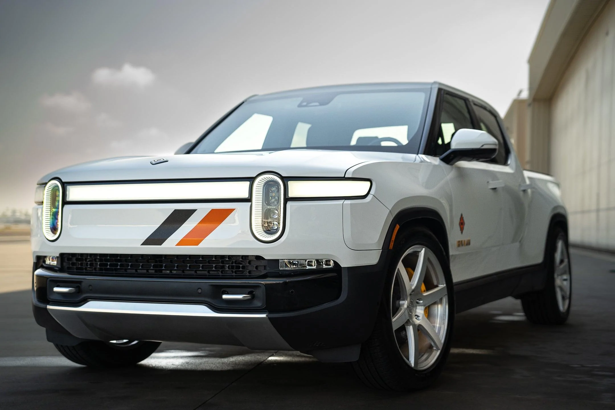 Rivian R1T R1S Mods For Less Cartoonish Front End? DSC00228