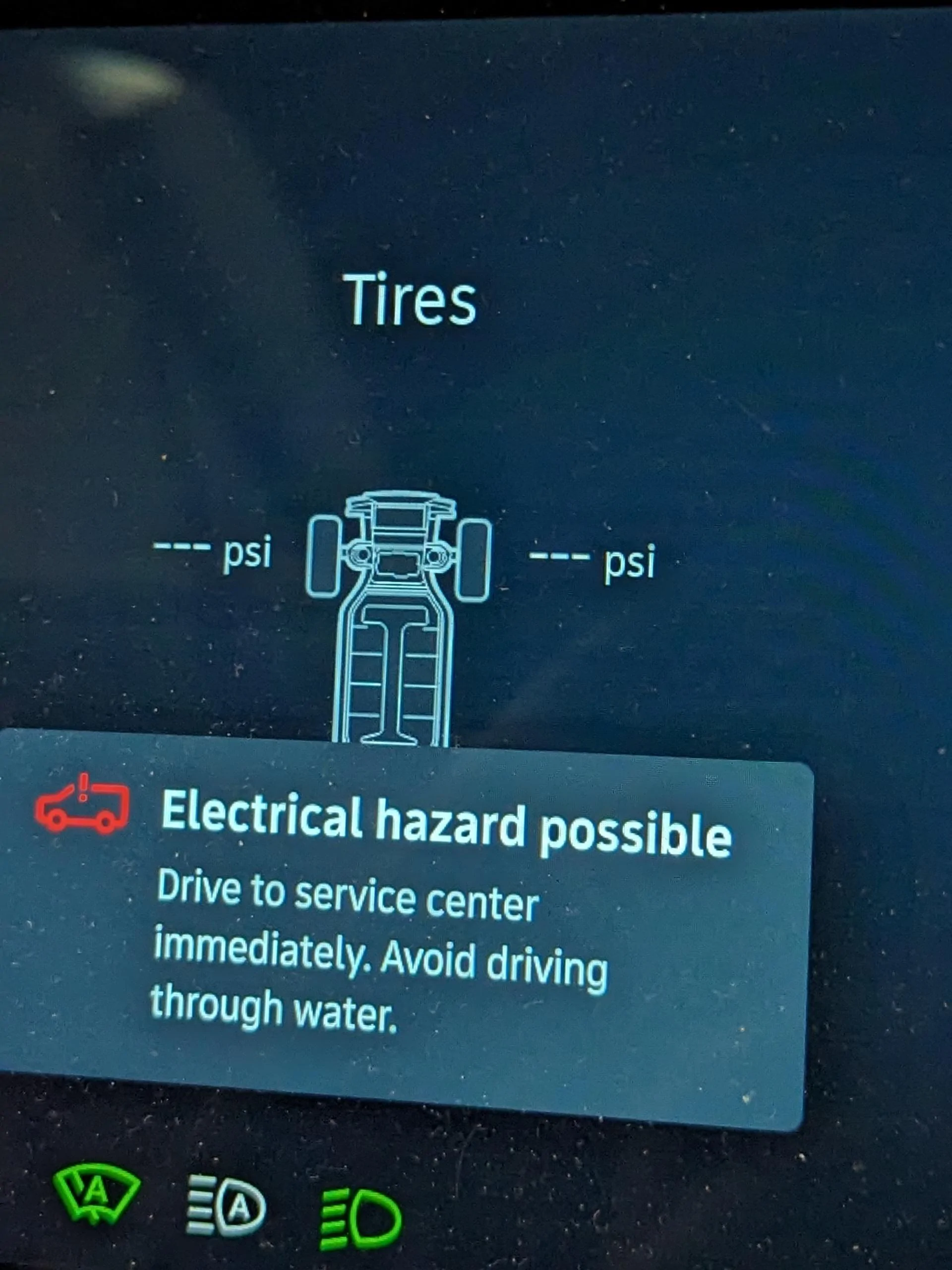 Rivian R1T R1S Would you keep driving? PXL_20231224_041845931