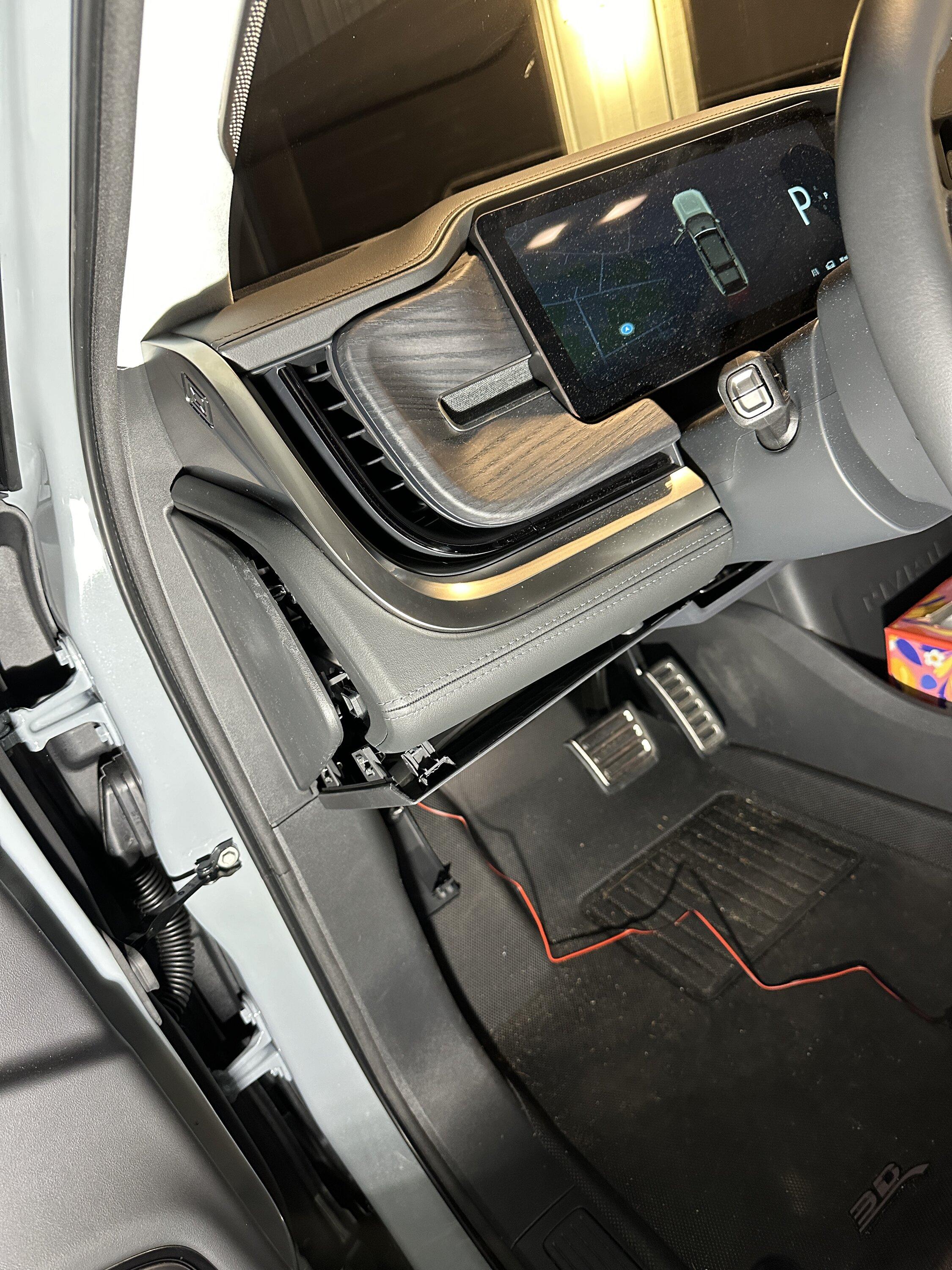 Rivian R1T R1S My EV Sportline CarPlay Display Hidden Wires Install IMG_8897