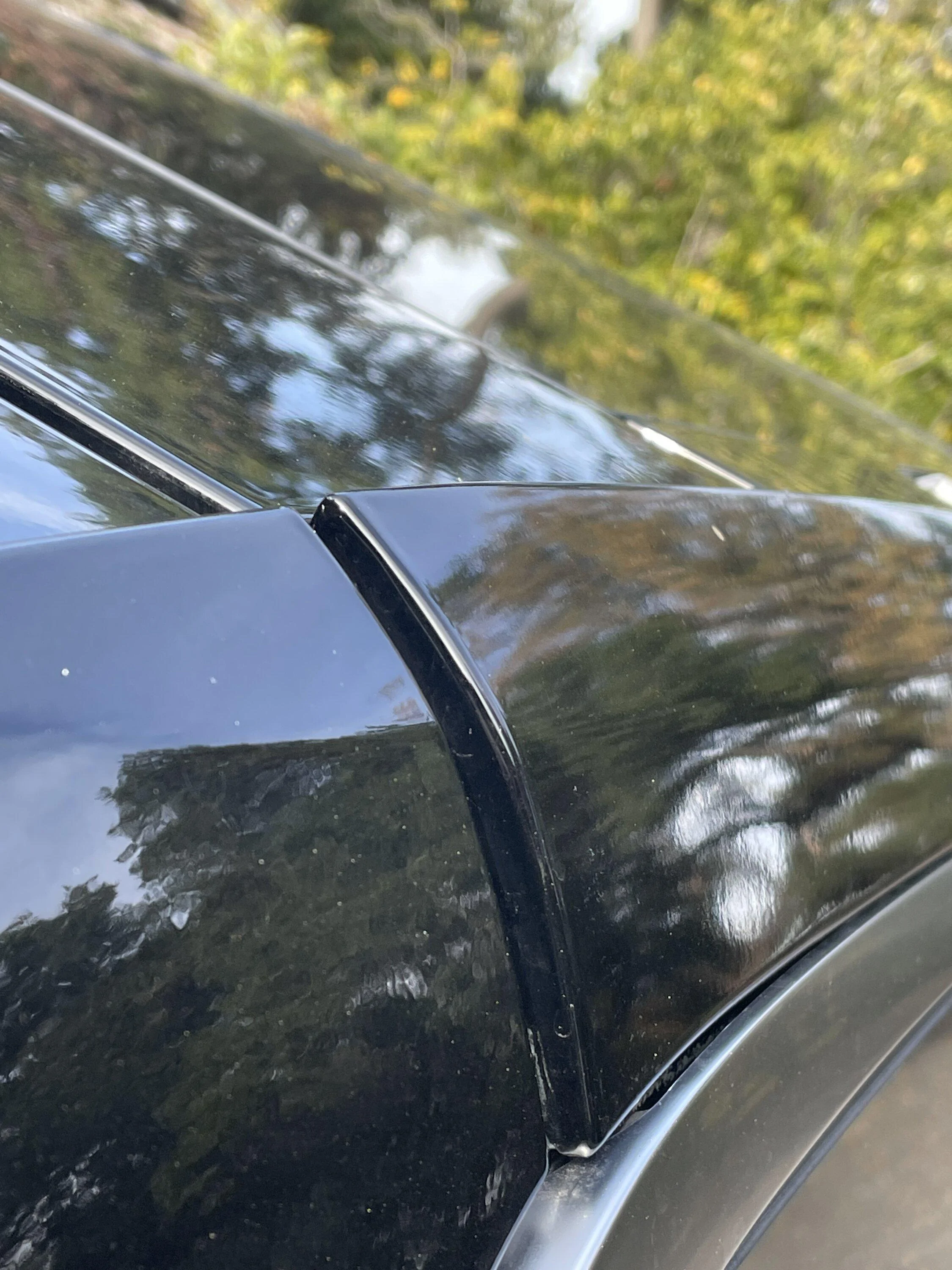 Rivian R1T R1S R1S roof gaps: Am I over thinking it part 2? IMG_4608