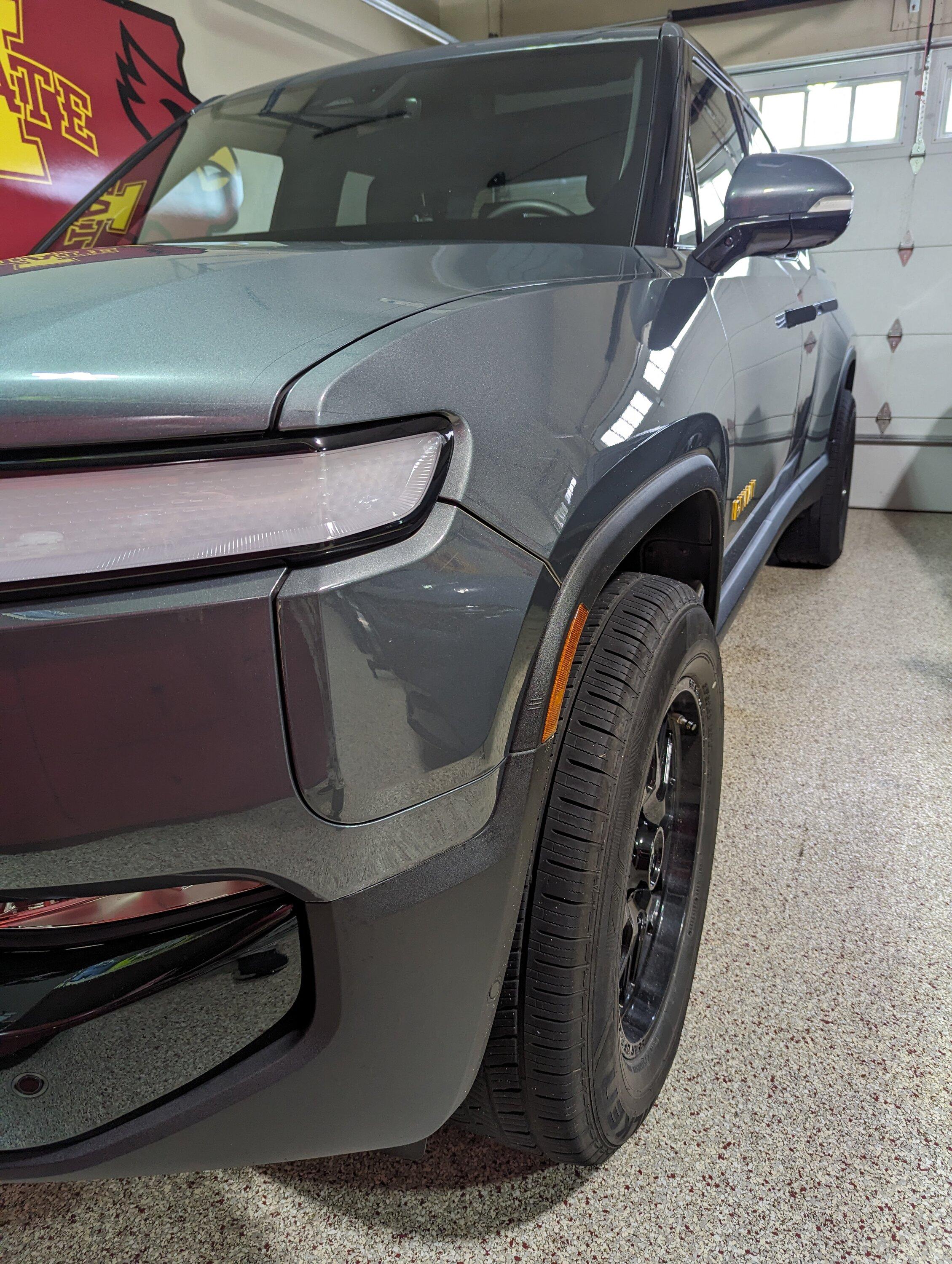 Rivian R1T R1S Iowa anyone? PXL_20231225_184910178.MP