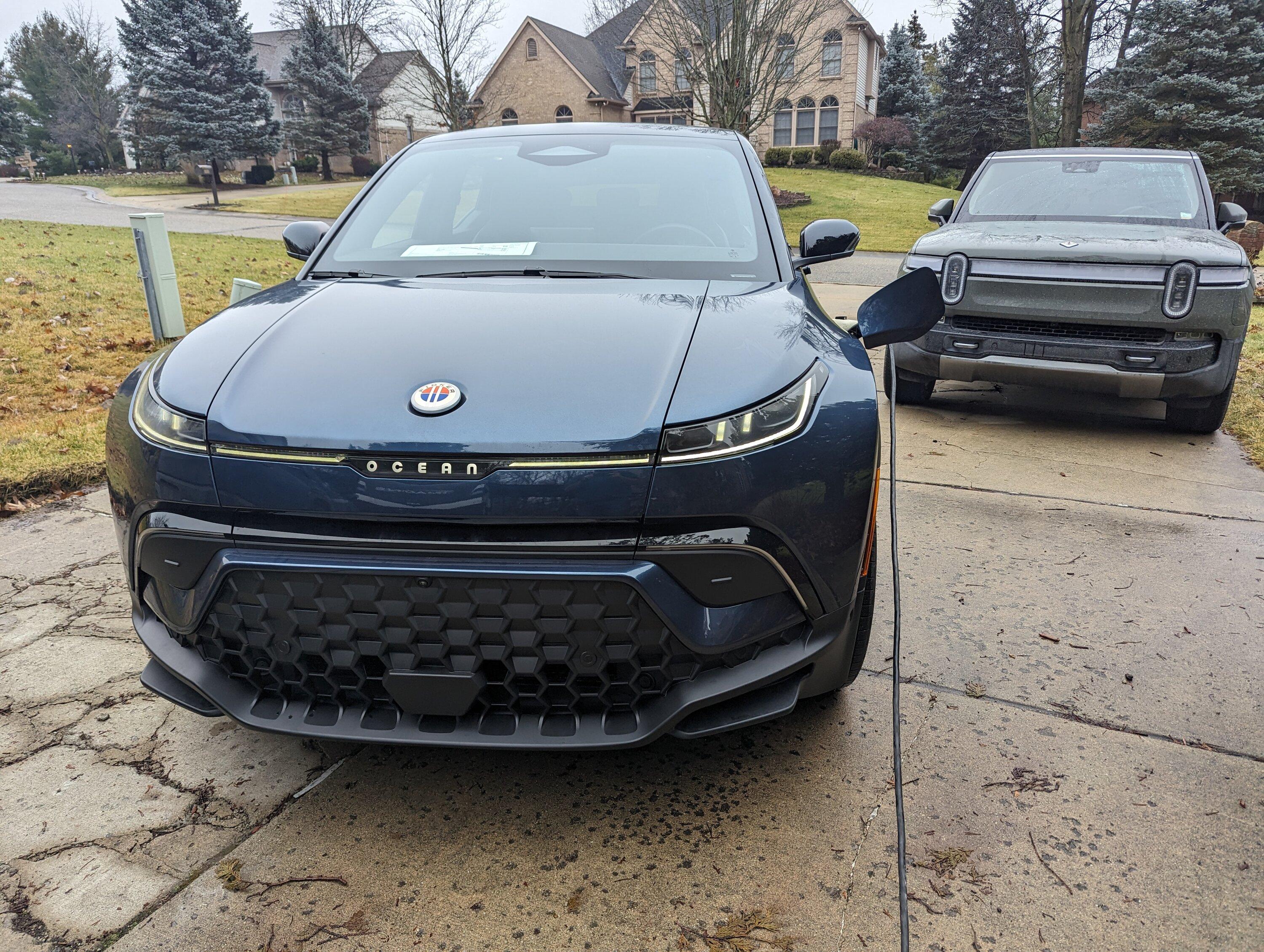 Rivian R1T R1S Fisker Ocean 1000002518