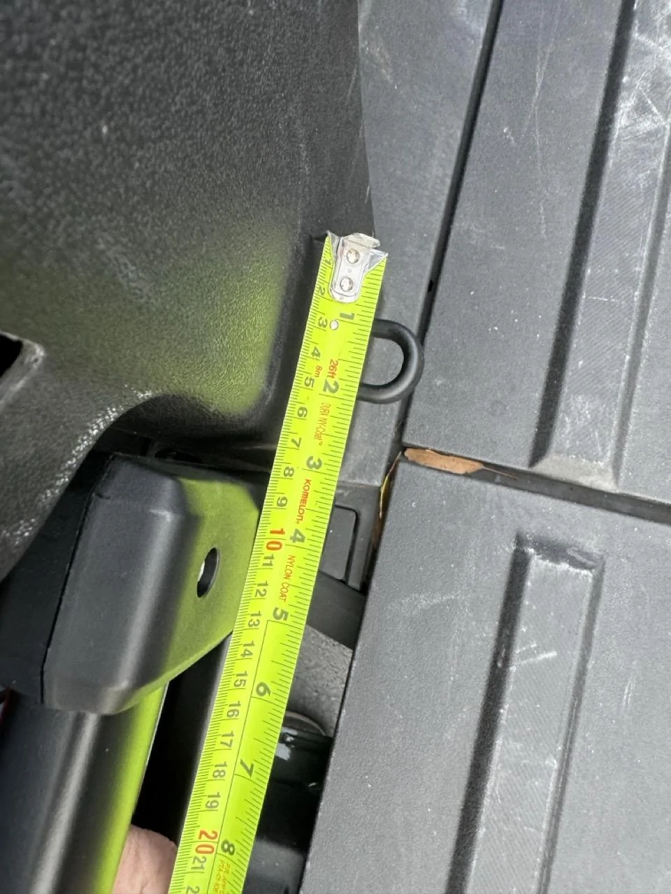 Rivian R1T R1S Rough Country Bed Extender installed with some mods IMG_4506 Larg