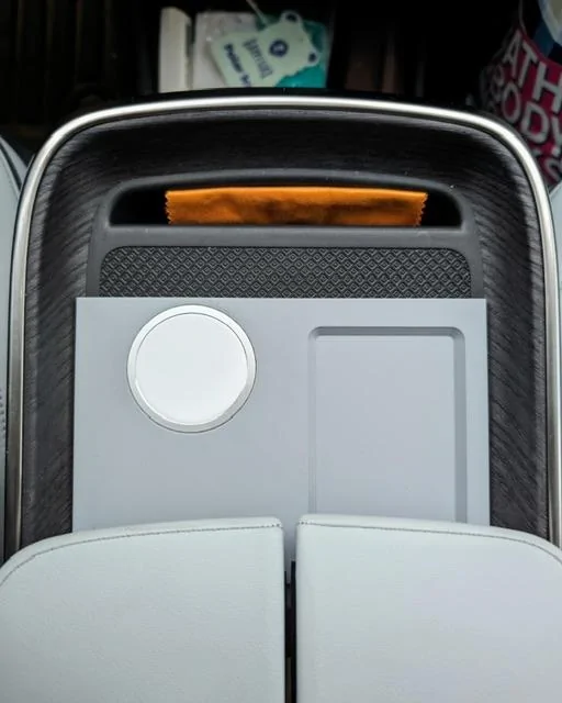 Rivian R1T R1S NEW - RIVIPARTS Ultimate MagSafe Charging Pad Kit PXL_20231224_221716623_Original