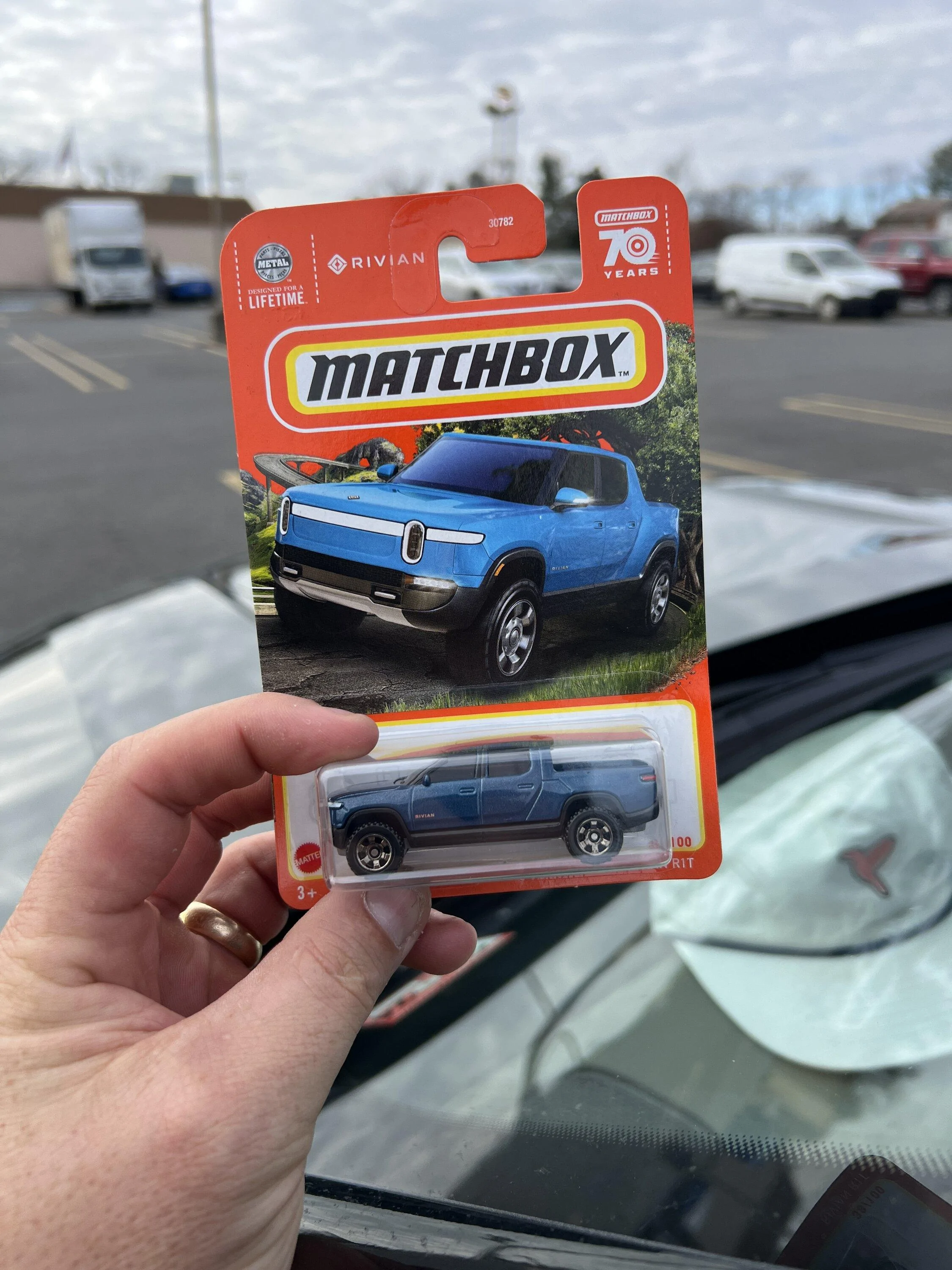 Rivian R1T R1S Rivian acts of kindness - found matchbox on vehicle IMG_1774