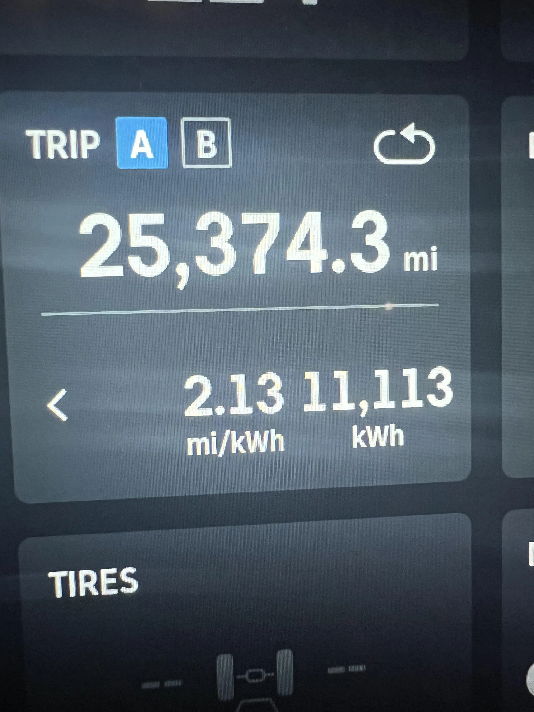 Rivian R1T R1S Electrical Efficiency (how many miles/kWh are you achieving) IMG_1179