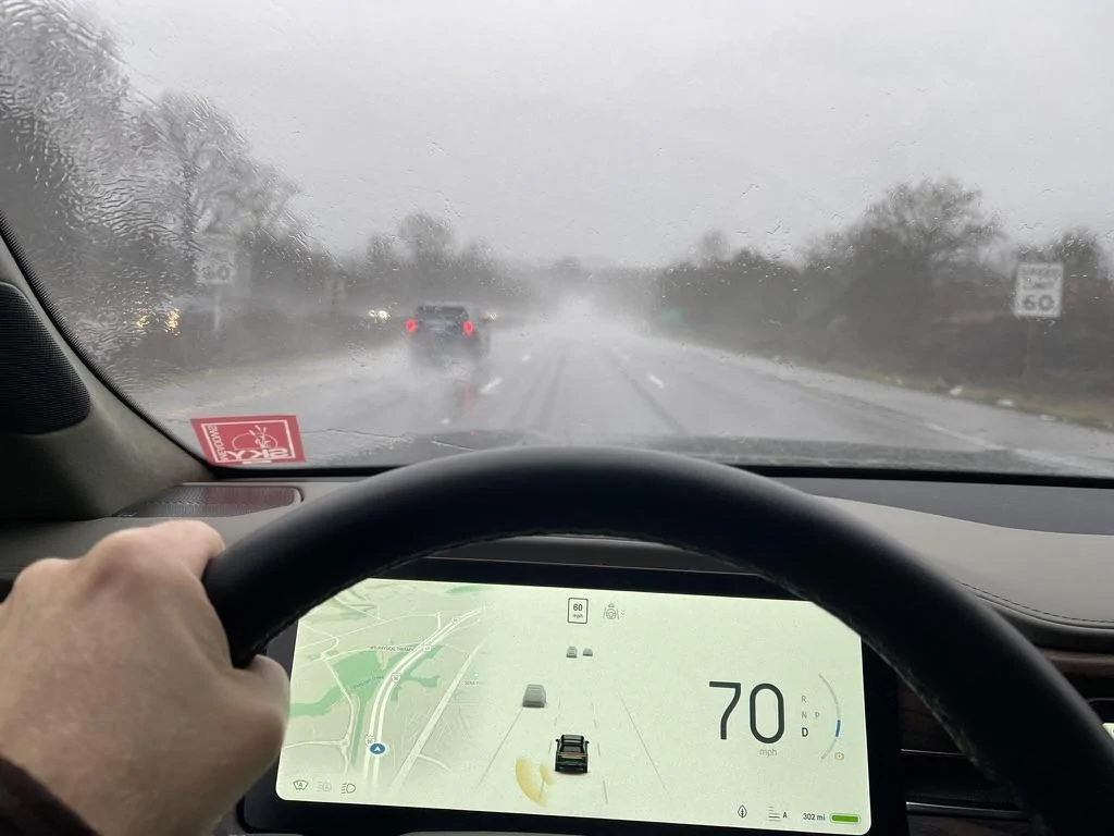 Rivian R1T R1S Vehicle showing as not centered on driver display 9E95690D-BFD9-4313-BE45-B296C6F80466_1_105_c