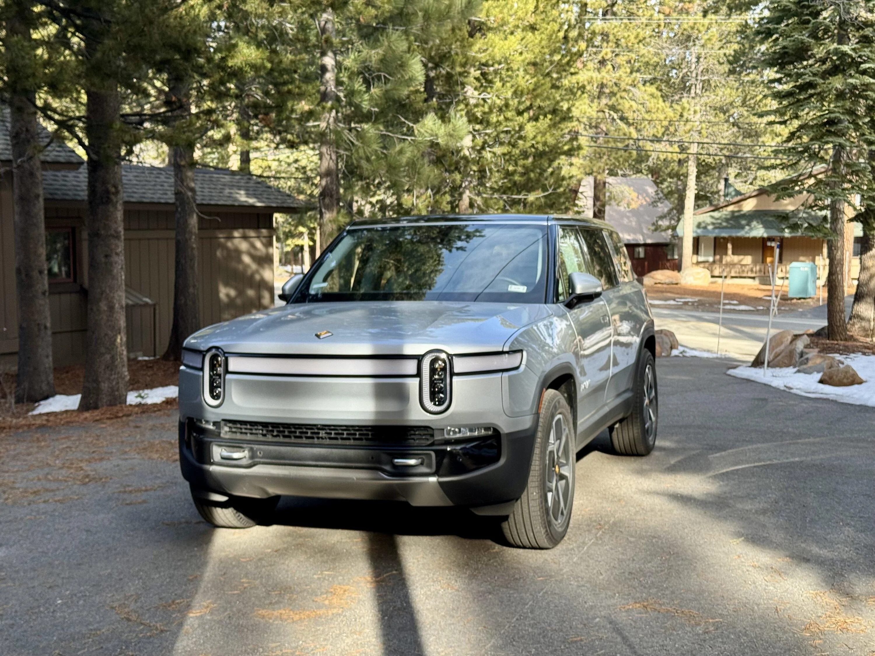Rivian R1T R1S Review: From Tesla to Rivian R1S as a family vehicle IMG_3096