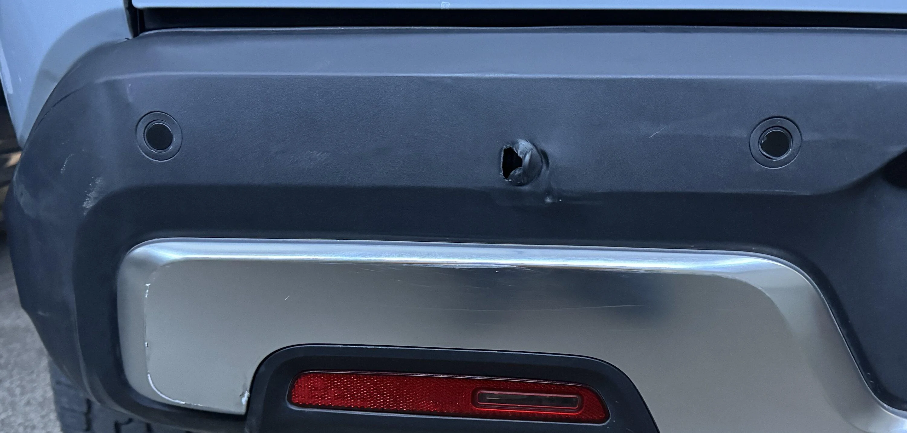 Rivian R1T R1S Rear bumper collision today IMG_2378