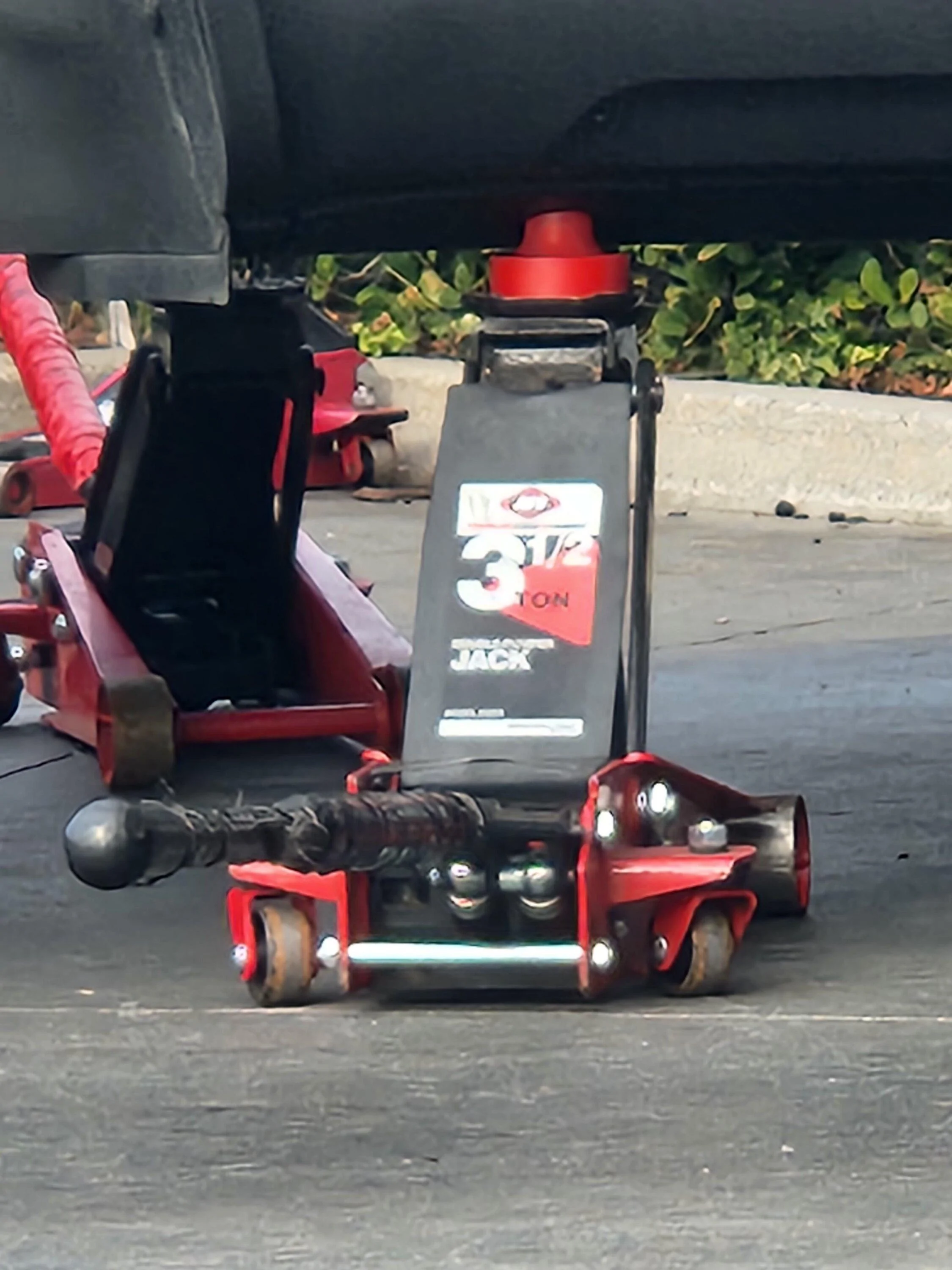 Rivian R1T R1S Jack Puck Question 20240105_120131
