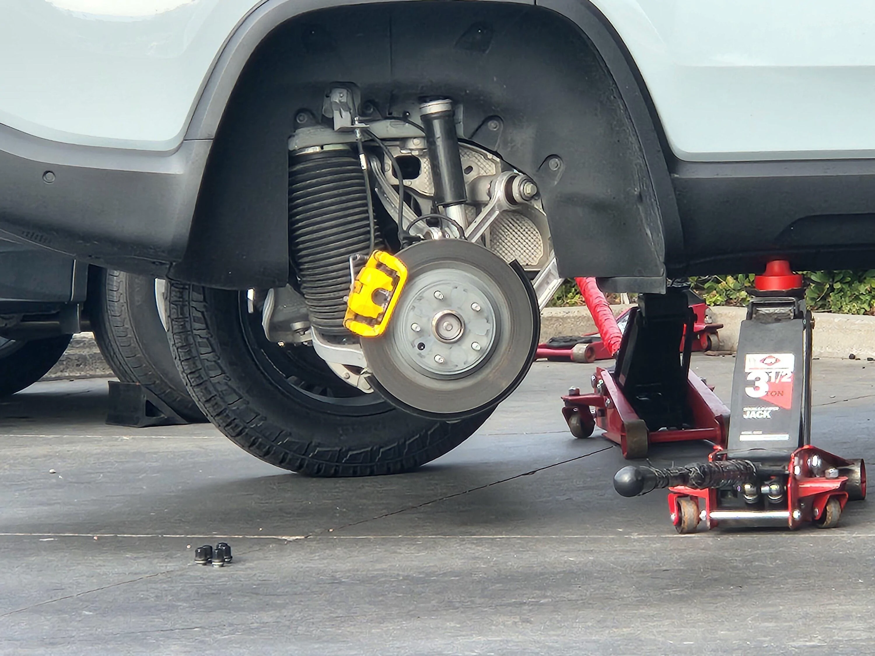 Rivian R1T R1S Jack Puck Question 20240105_120054