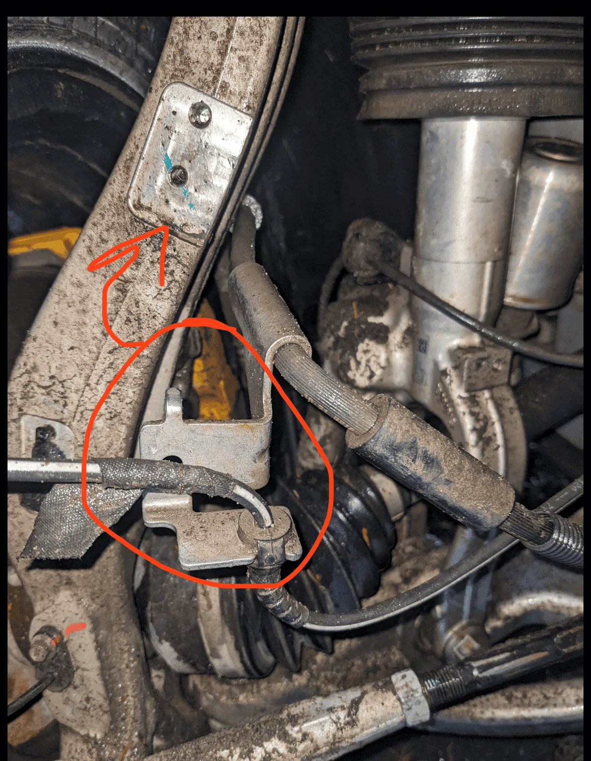 Rivian R1T R1S Loud Rattling and Loose sounding suspension. 1704491975535