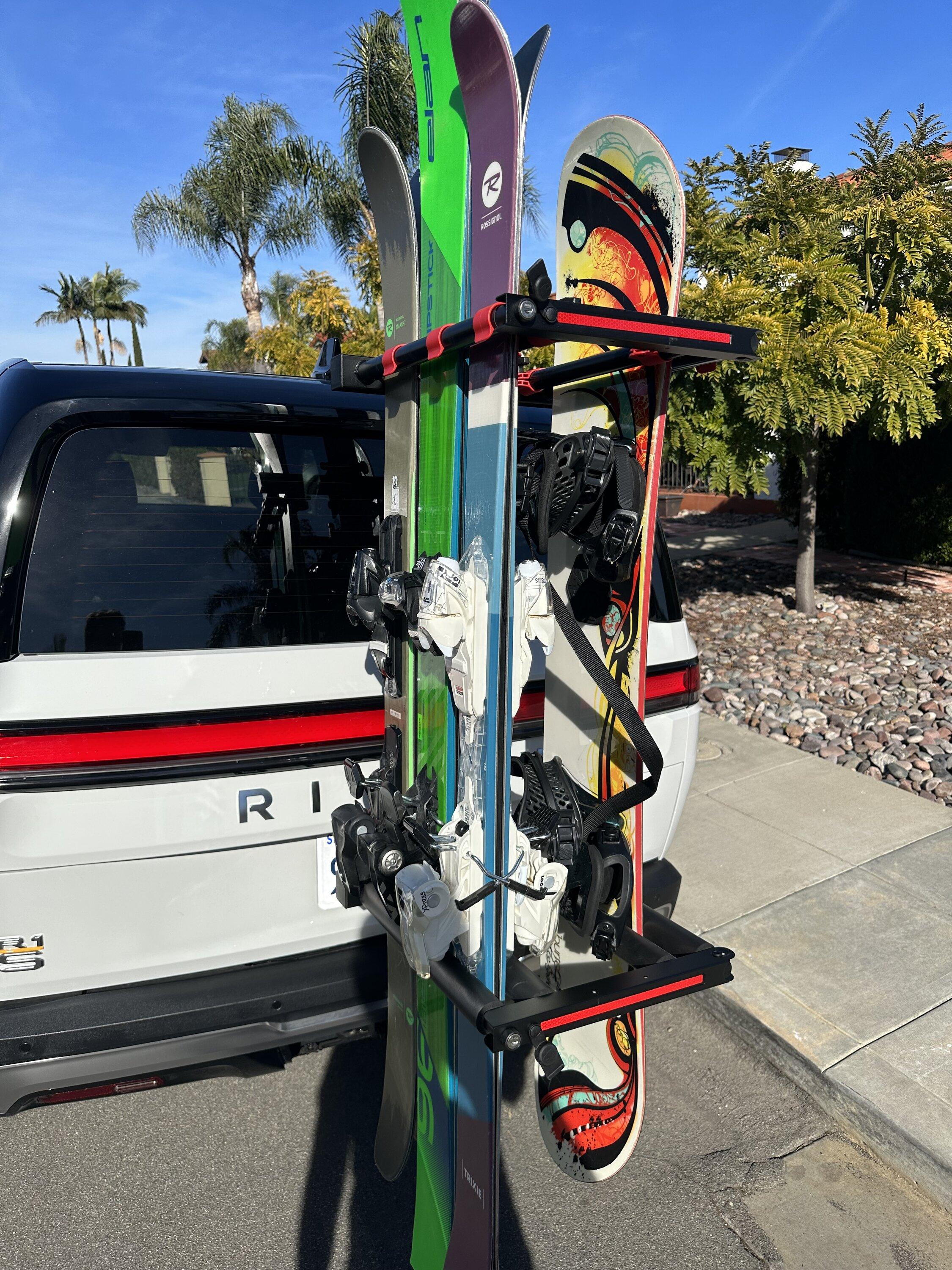 Rivian R1T R1S R1S hitch ski rack installed IMG_1200