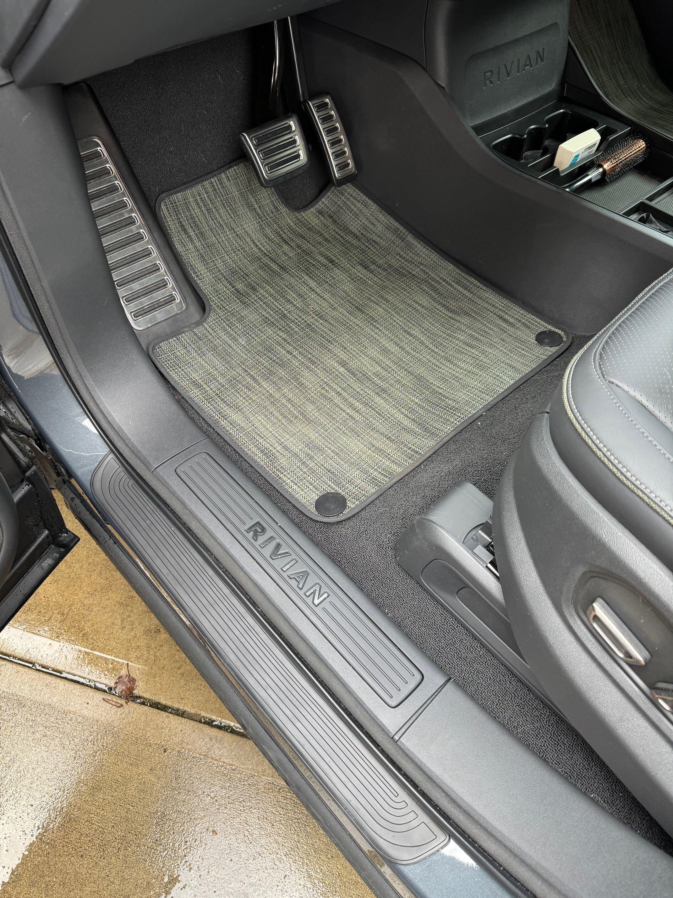 Rivian R1T R1S Aftermarket door sill covers ? IMG_4620