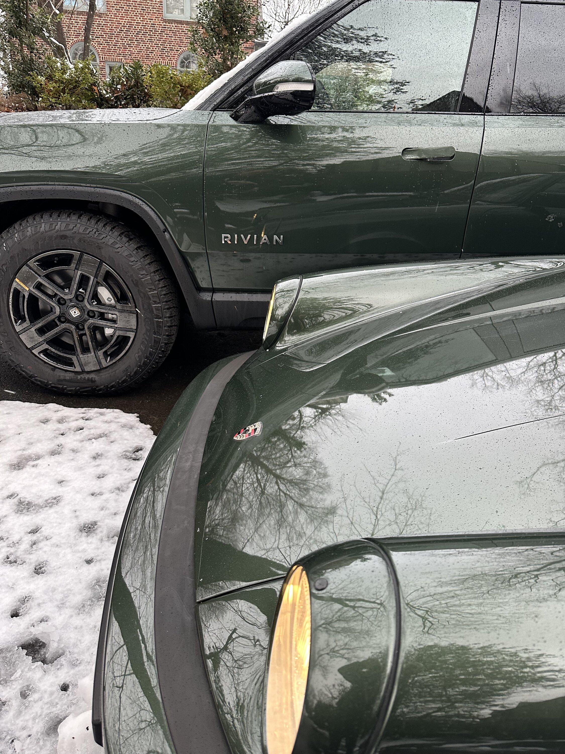 Rivian R1T R1S Forest Green - Well played, Rivian IMG_0566