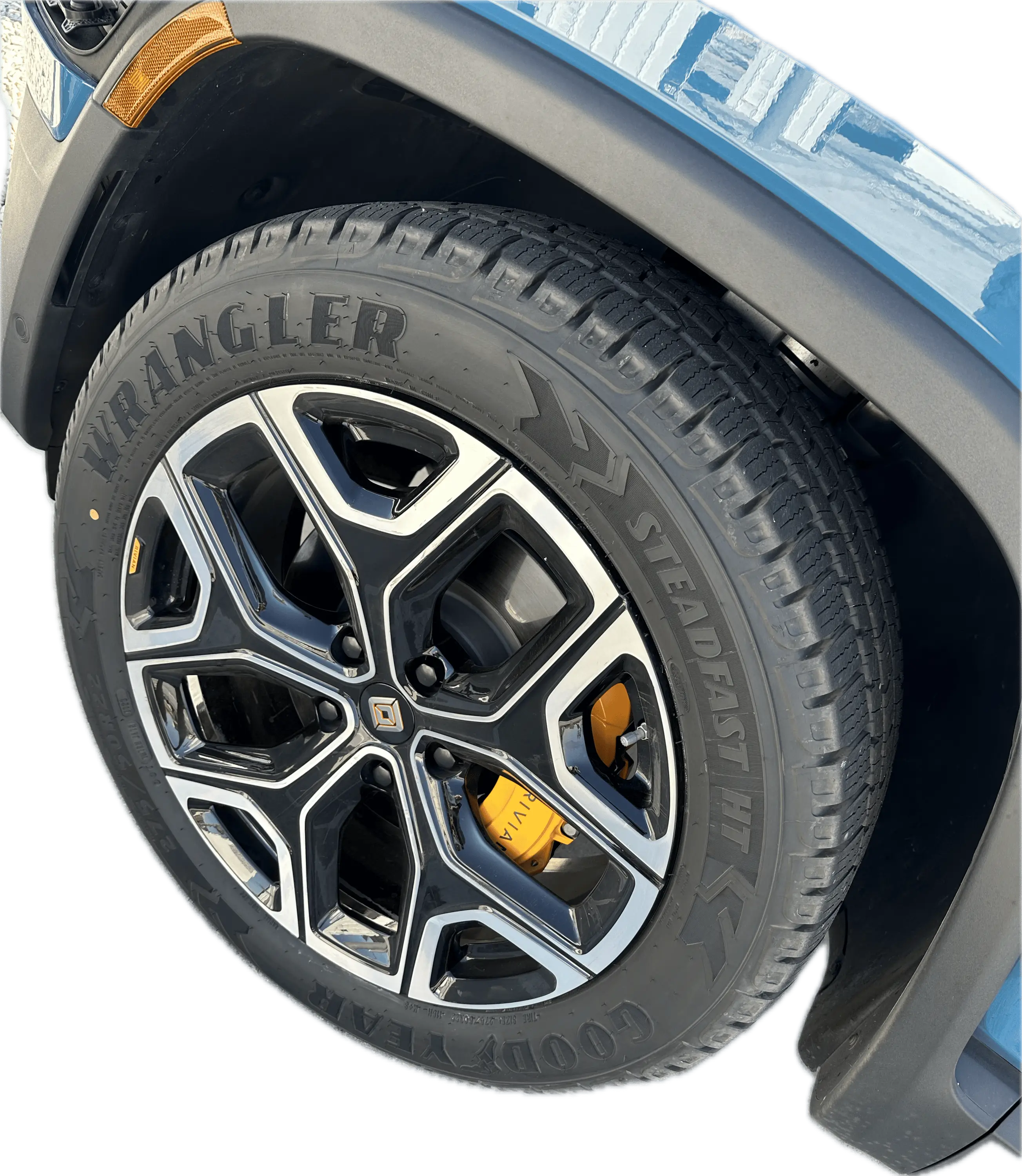 Rivian R1T R1S New tires day 1704670309635