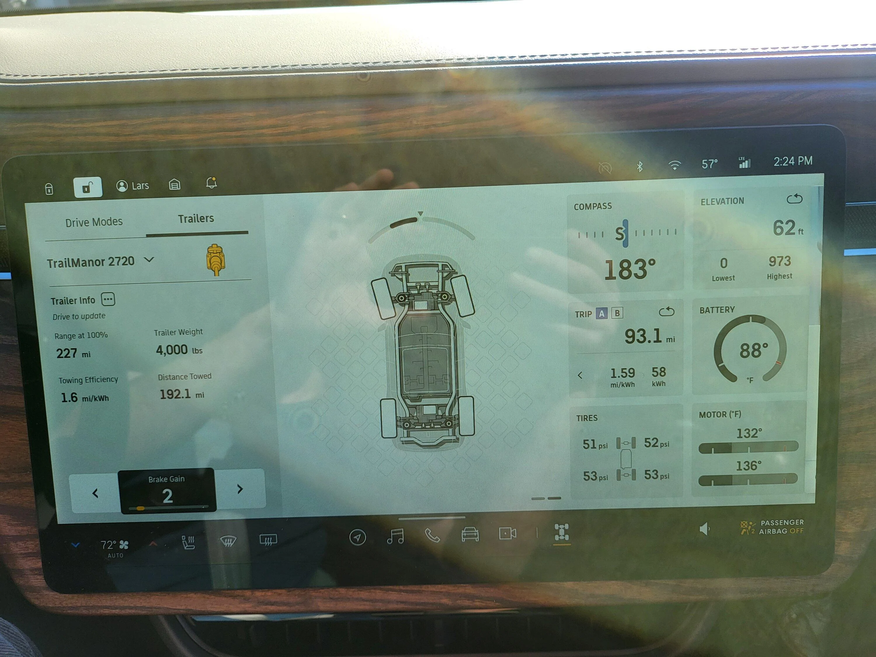 Rivian R1T R1S First towing trip to the beach: R1S + TrailManor Trailer 20240107_142447