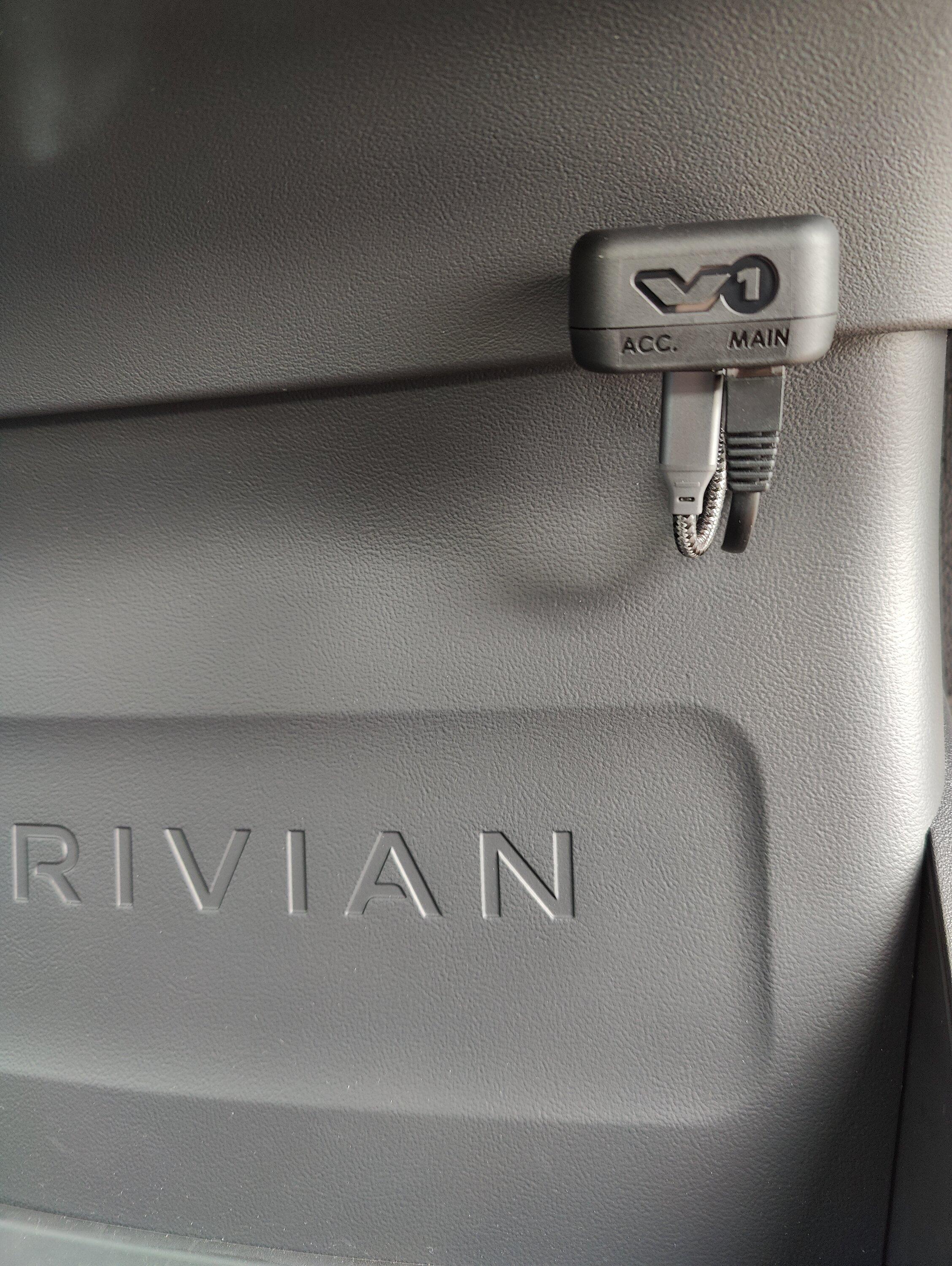Rivian R1T R1S Radar Detector hardwire, who has done it? IMG20240107125513