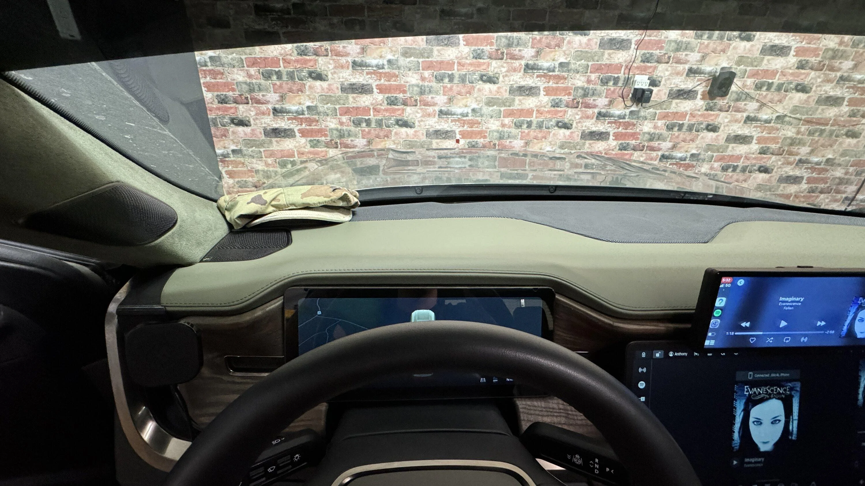 Rivian R1T R1S CarPlay & Android Auto Smart Dash Screen has arrived!  New from EVSportline.com IMG_0402