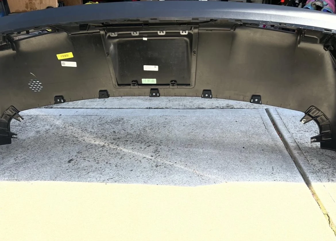 Rivian R1T R1S R1T rear bumper assembly CAA90F63-22D4-4A3E-8DCF-7188483DD19C