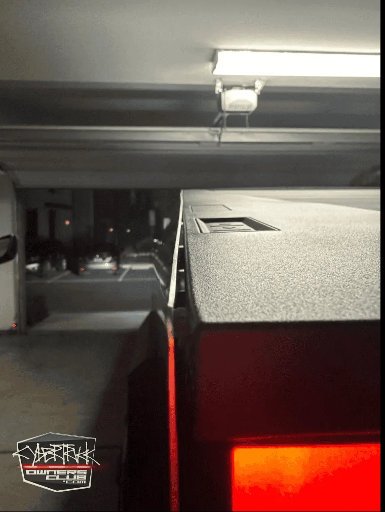 Rivian R1T R1S R1T vs. Lightning vs. Cybertruck side by side look Screenshot 2024-01-13 at 11.46.55 AM