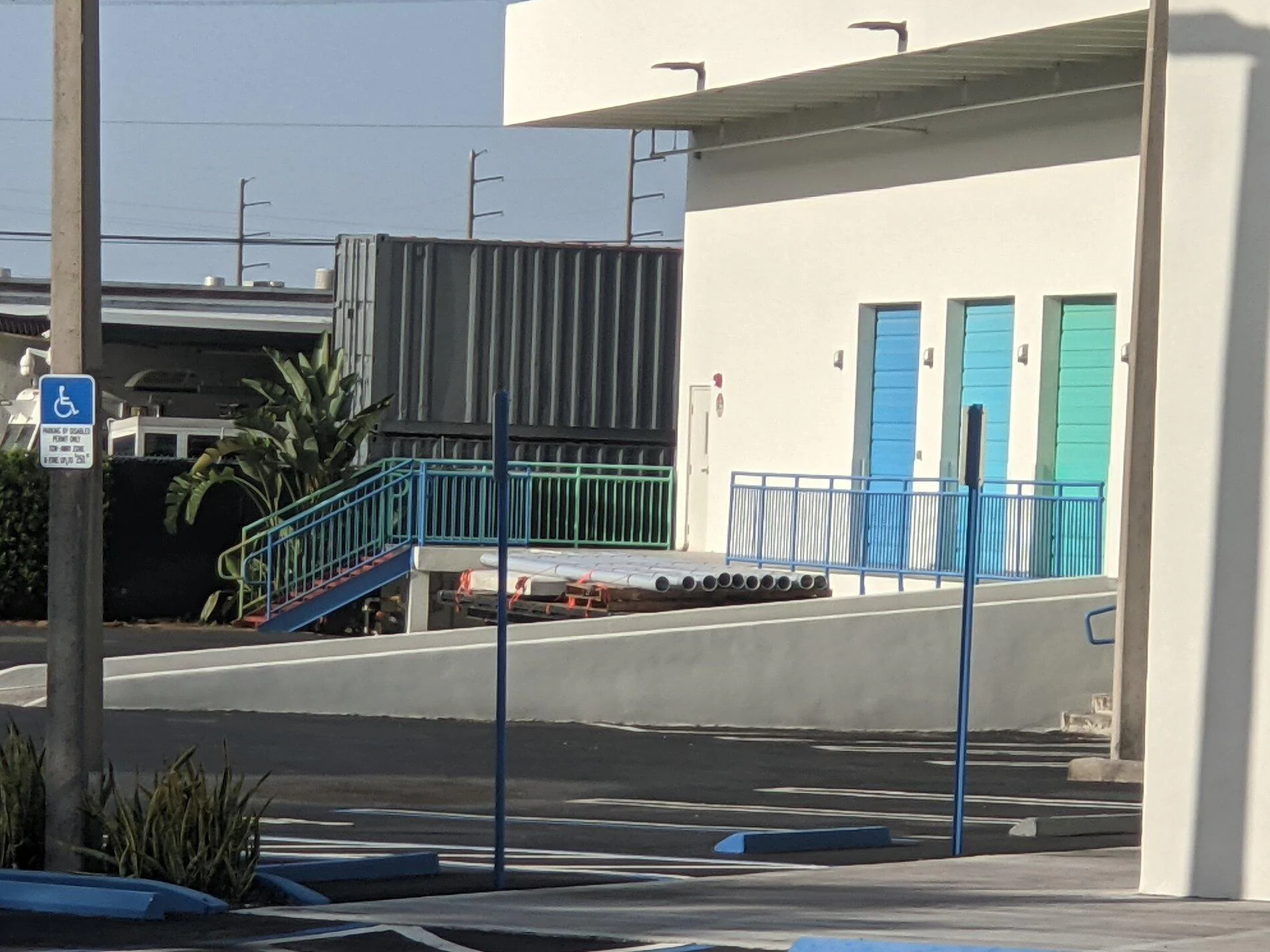 Rivian R1T R1S Rivian Service Centers / Retail Locations List / Other Facilities (Pics & Updates) PXL_20210911_214845733.MP