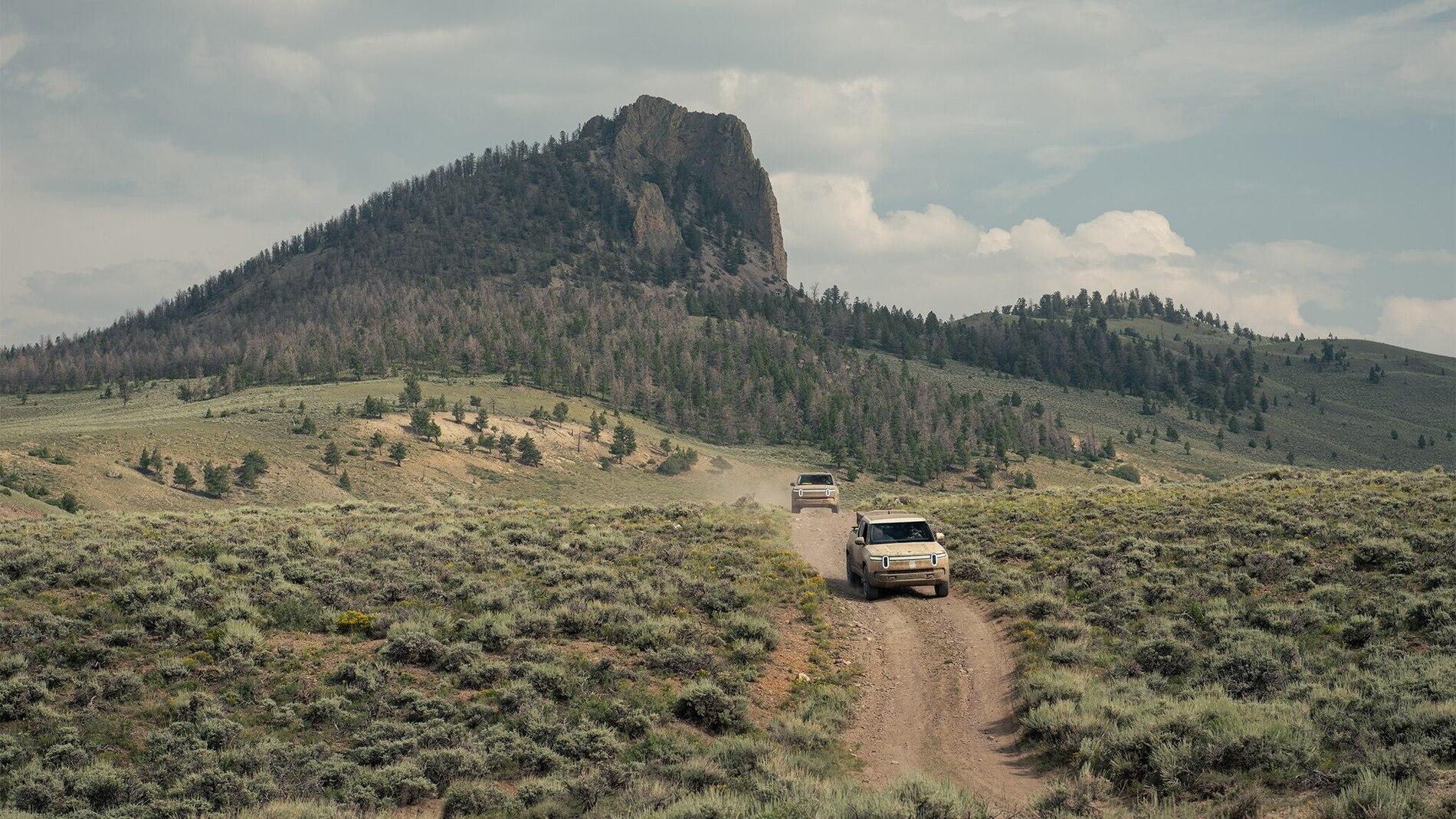 Rivian R1T R1S Part 2: We Drive the 2022 Rivian R1T Off-Road Across the Trans-America Trail - by MotorTrend Rivian_TAT_Leg_3-19
