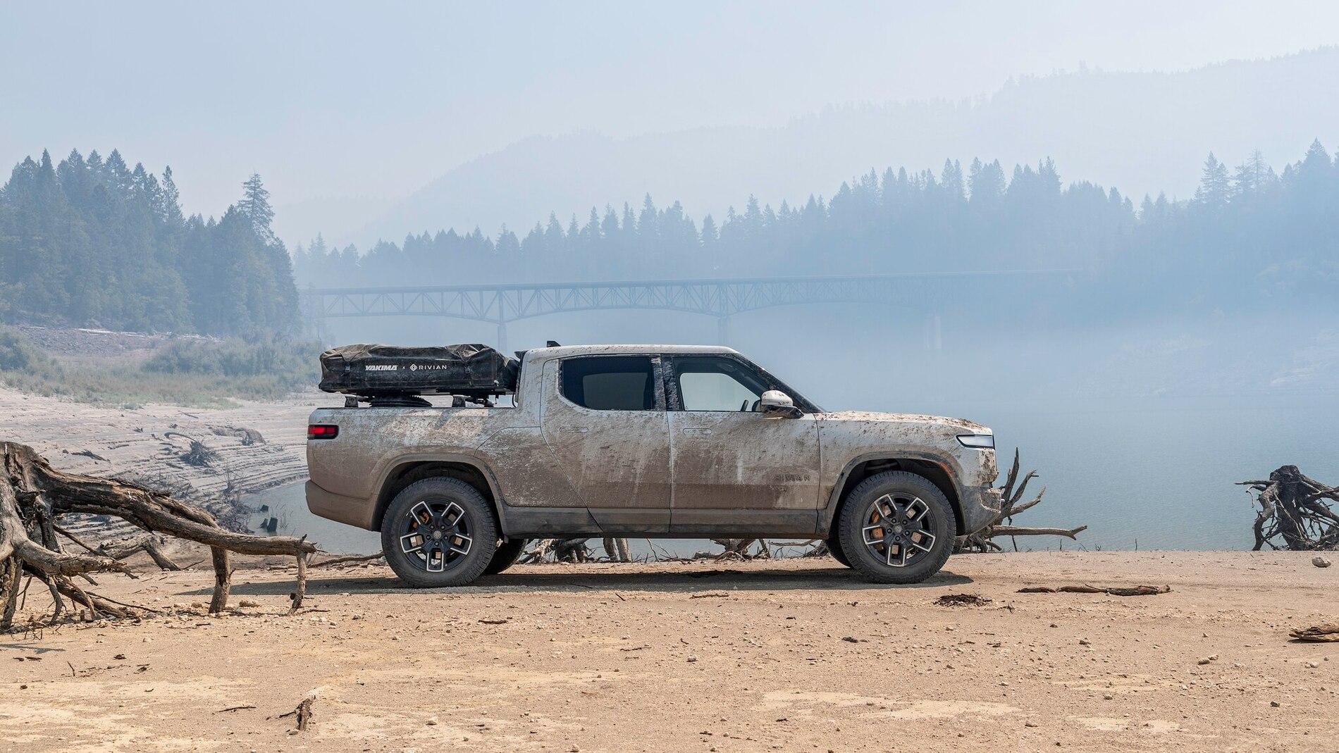 Rivian R1T R1S Part 2: We Drive the 2022 Rivian R1T Off-Road Across the Trans-America Trail - by MotorTrend 2022-Rivian-R1T-Leg-5-25