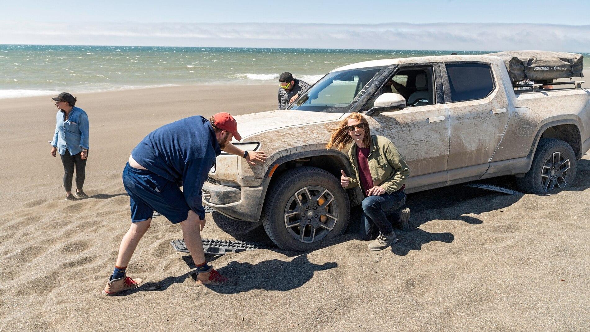 Rivian R1T R1S Part 2: We Drive the 2022 Rivian R1T Off-Road Across the Trans-America Trail - by MotorTrend 2022-Rivian-R1T-Leg-5-37