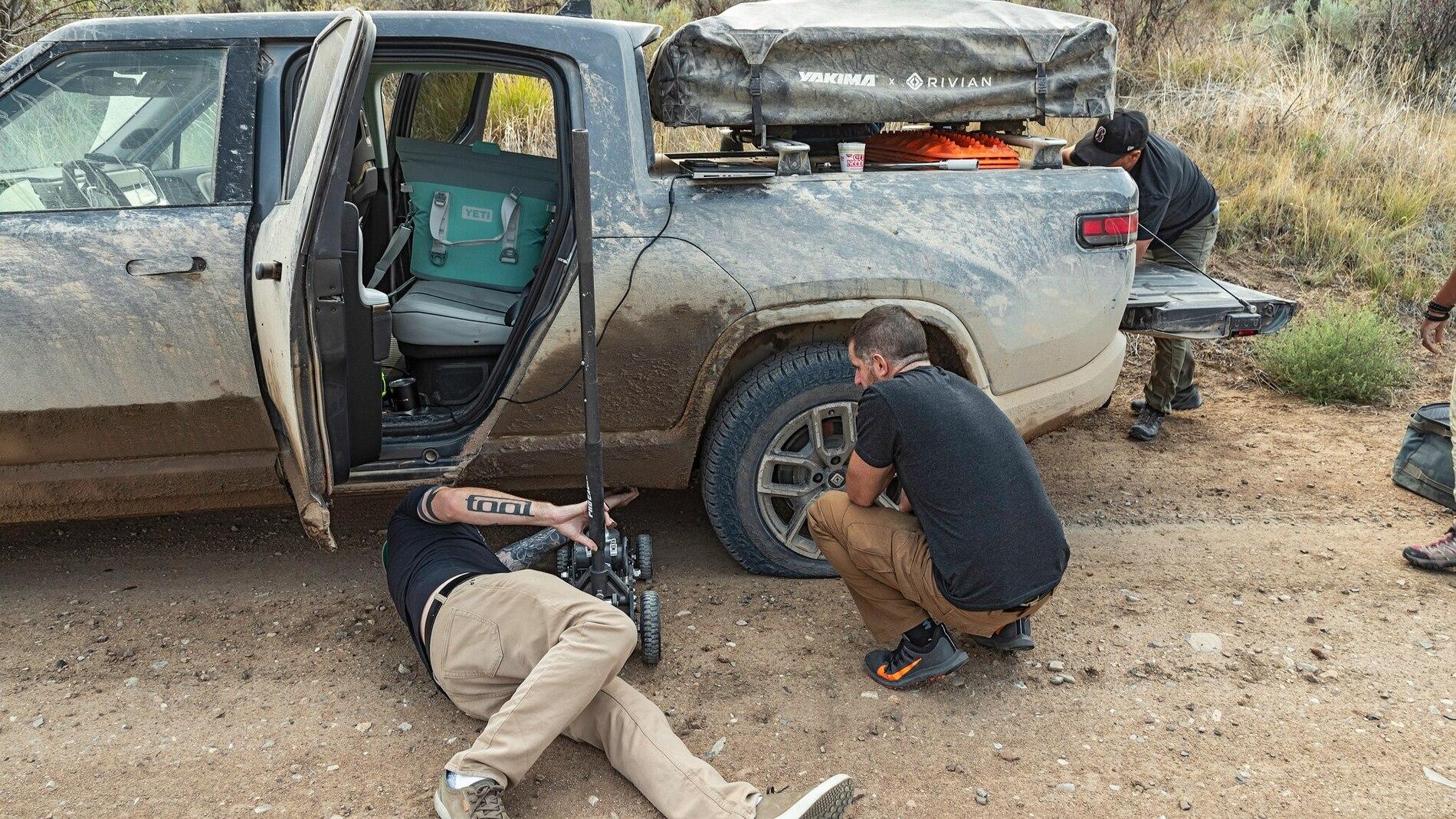 Rivian R1T R1S Part 2: We Drive the 2022 Rivian R1T Off-Road Across the Trans-America Trail - by MotorTrend 2022-Rivian-R1T-Leg-5-05